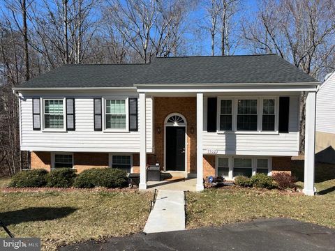 7702 NEWINGTON FOREST AVENUE SPRINGFIELD VA 22153