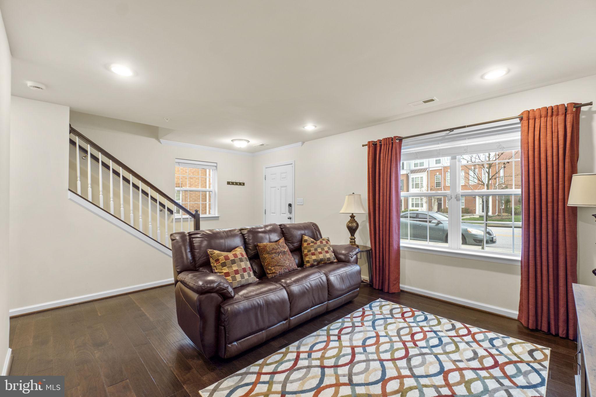 BLUE STREAM - Residential