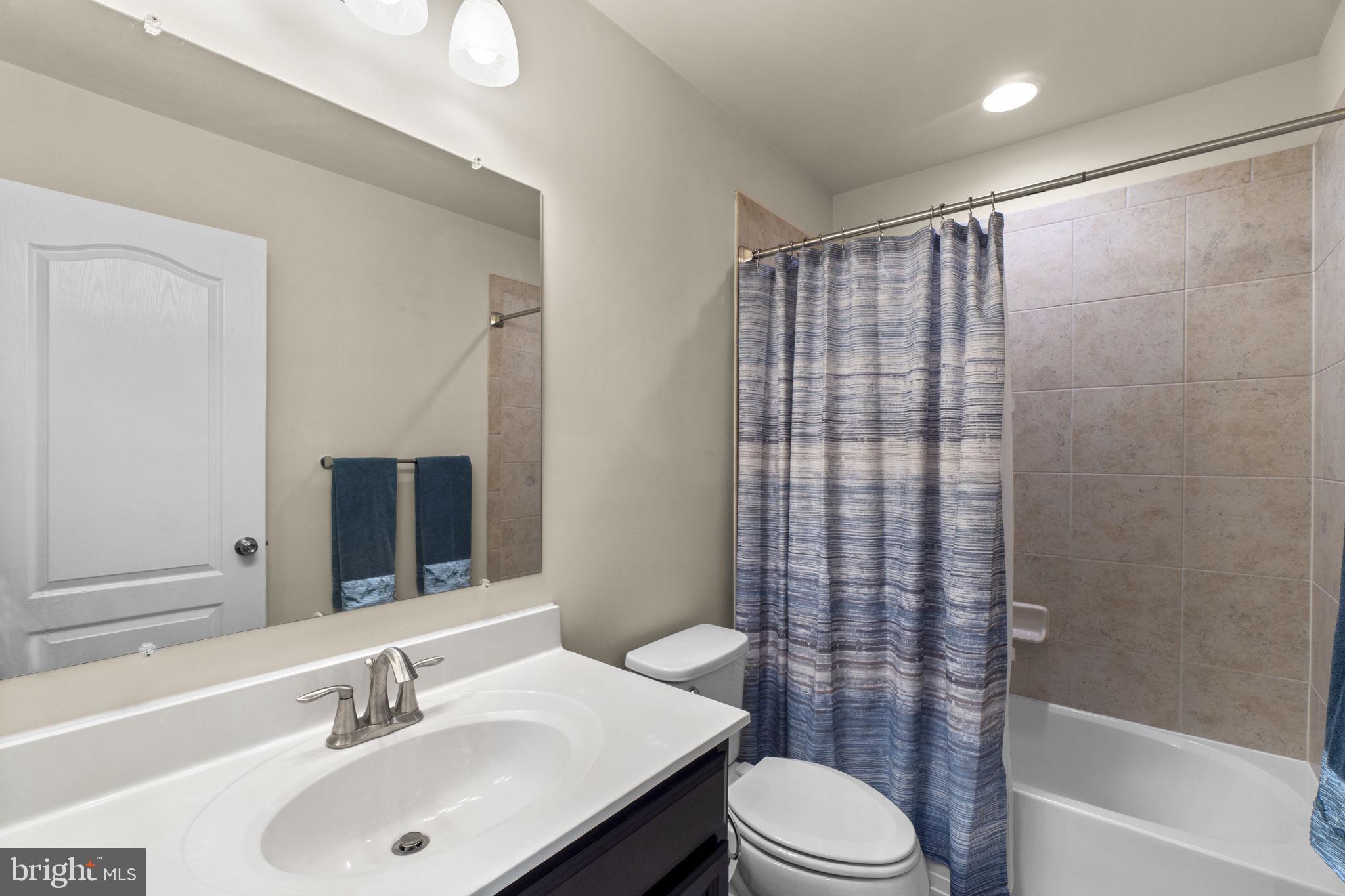 BLUE STREAM - Residential