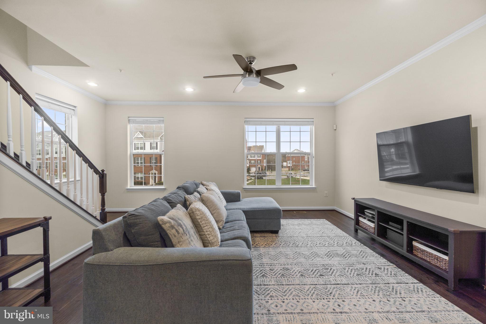 BLUE STREAM - Residential