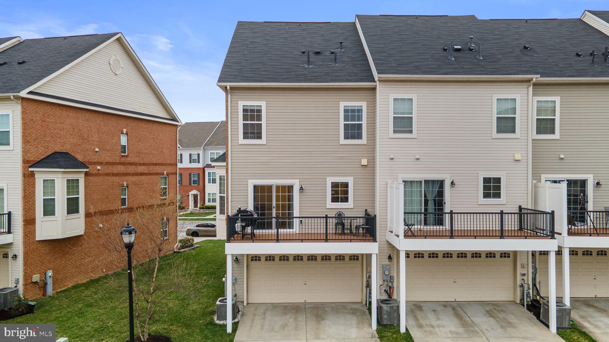 BLUE STREAM - Residential