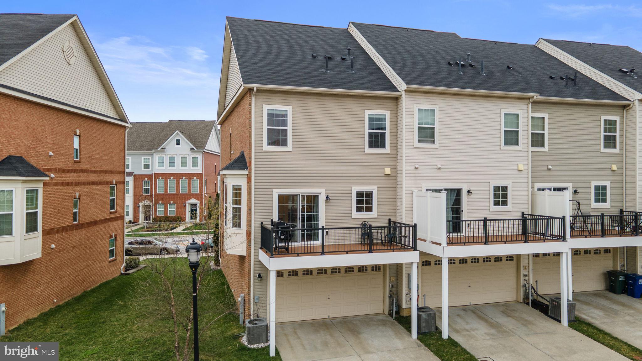 BLUE STREAM - Residential