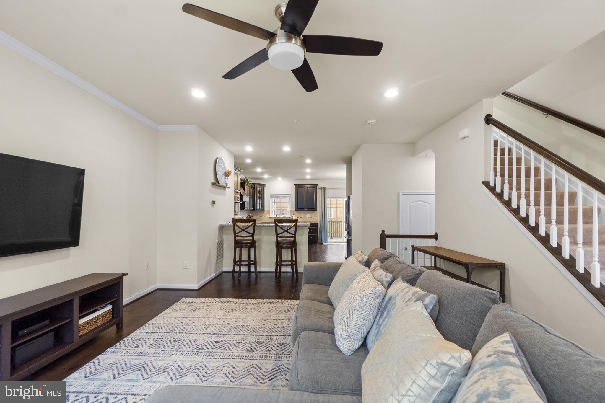 BLUE STREAM - Residential