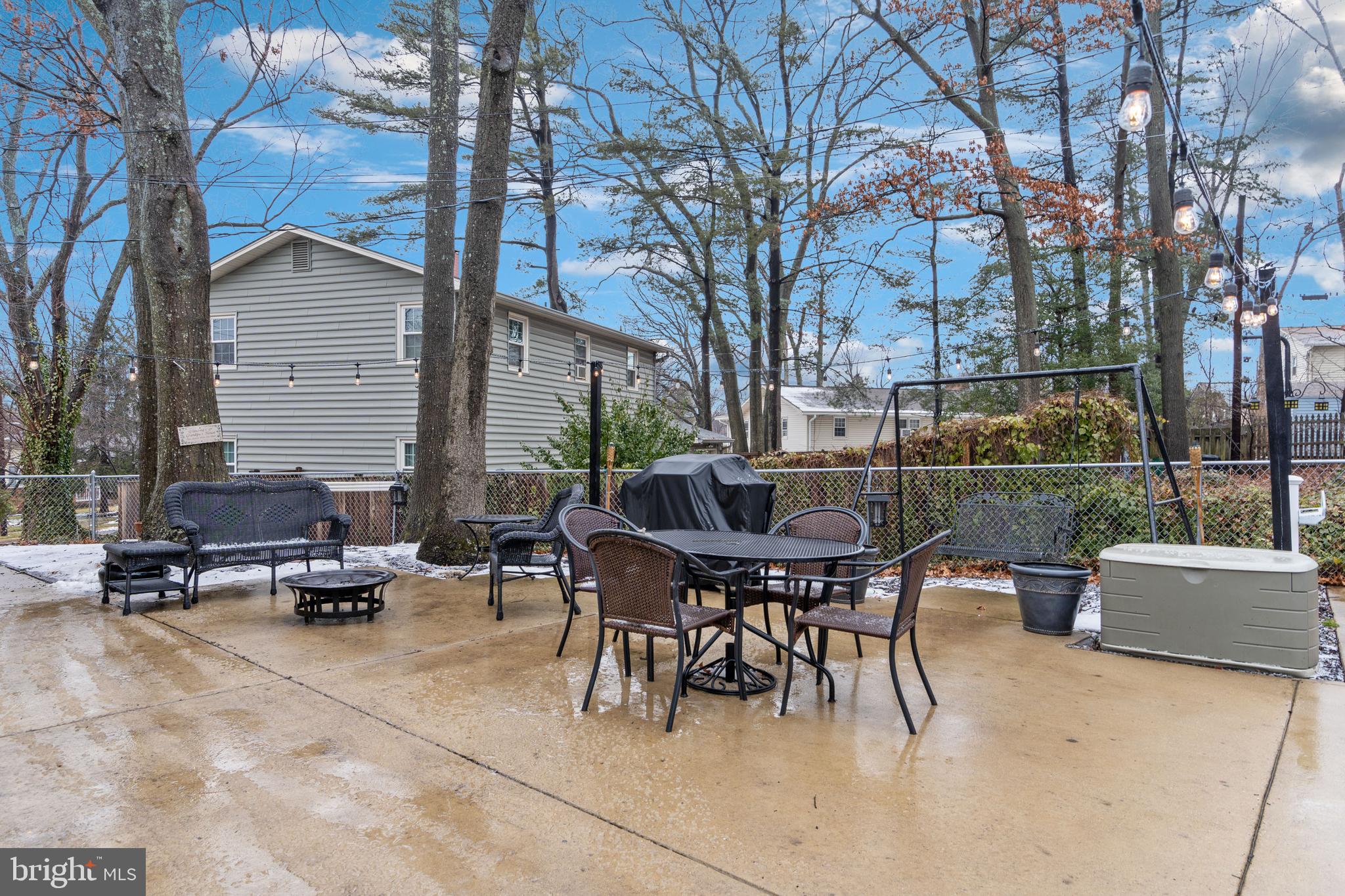 MAPLE RIDGE - Residential