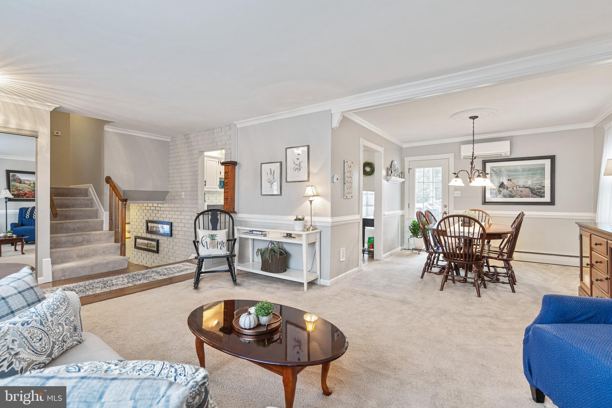 MAPLE RIDGE - Residential