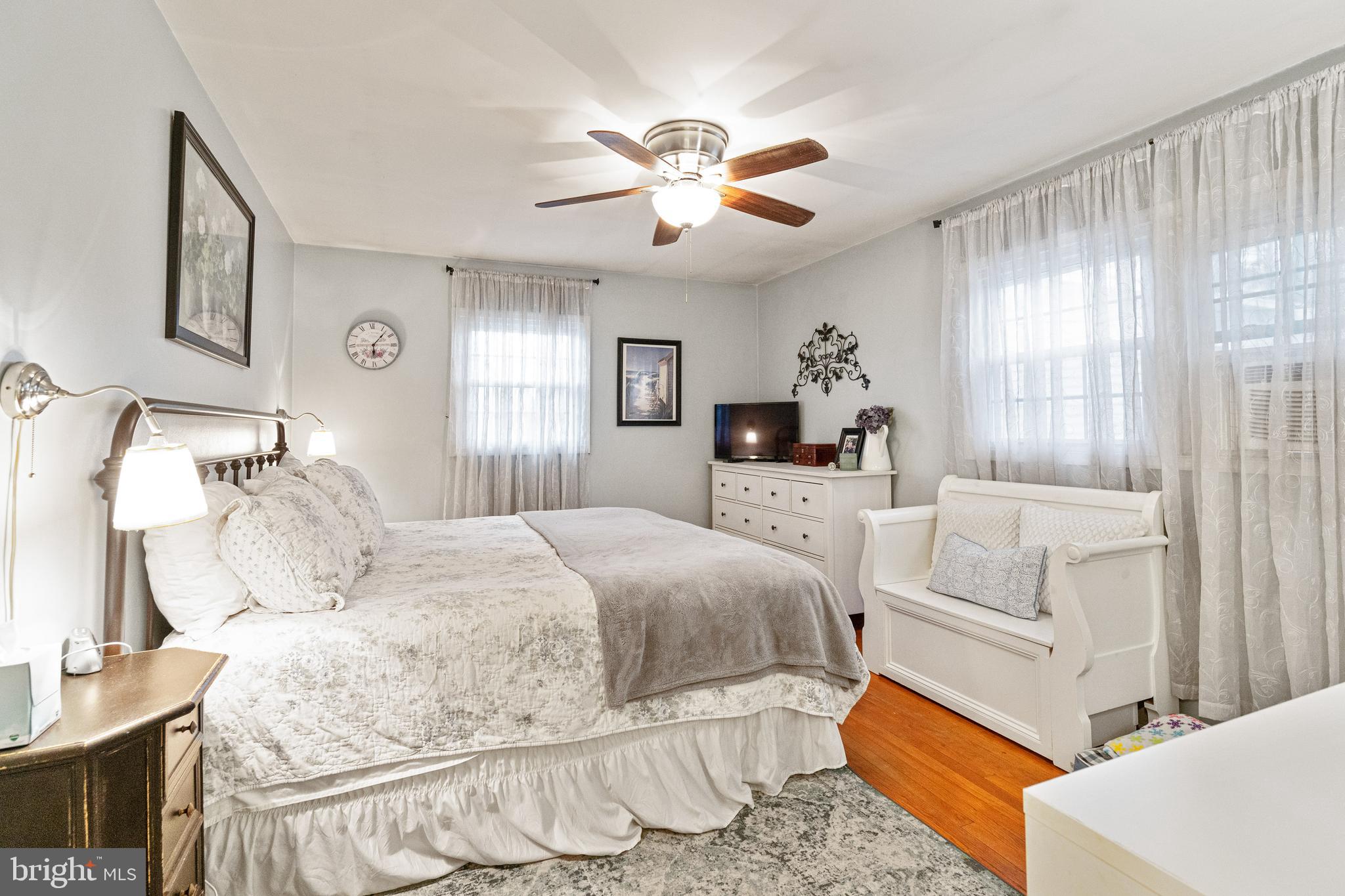 MAPLE RIDGE - Residential