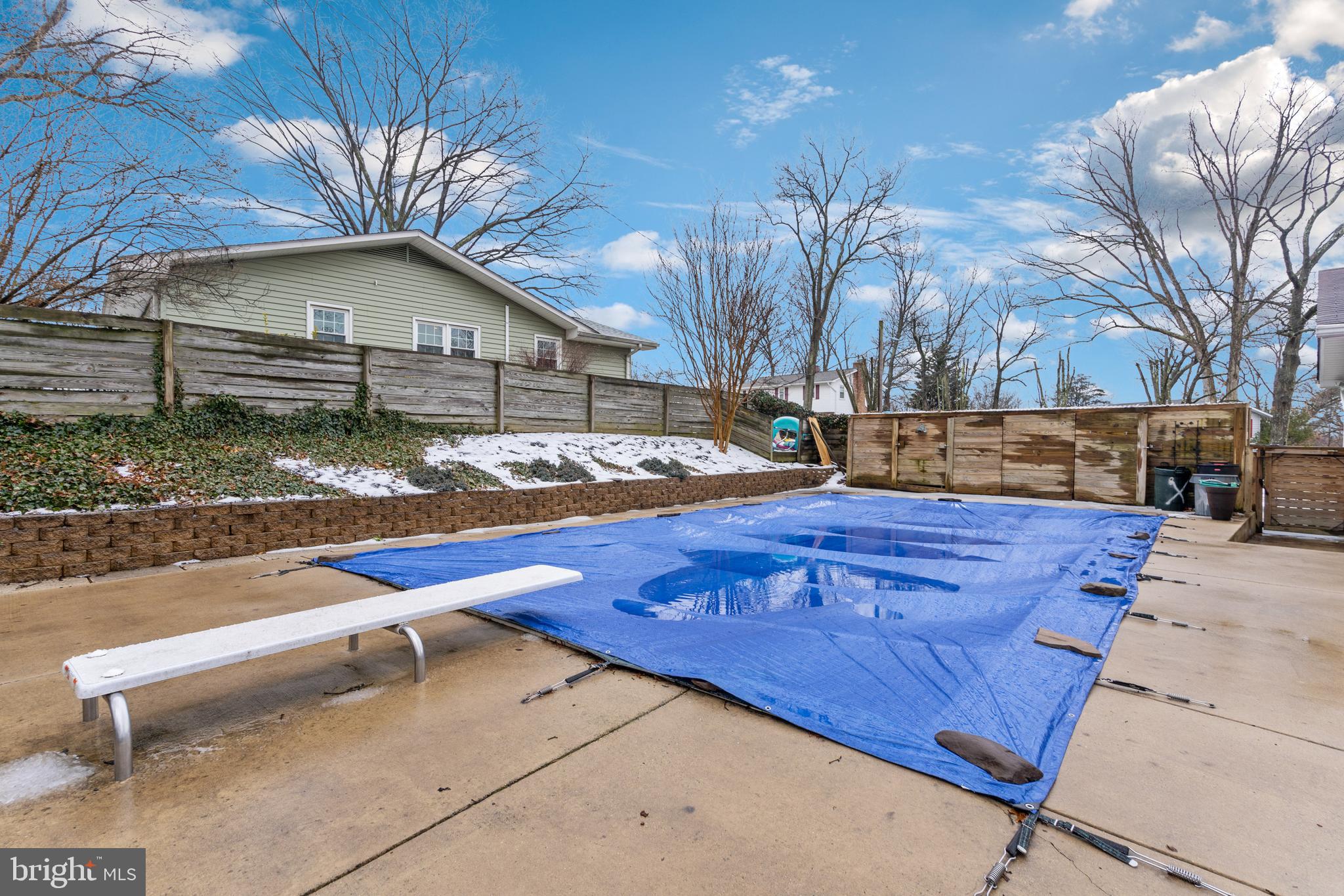 MAPLE RIDGE - Residential