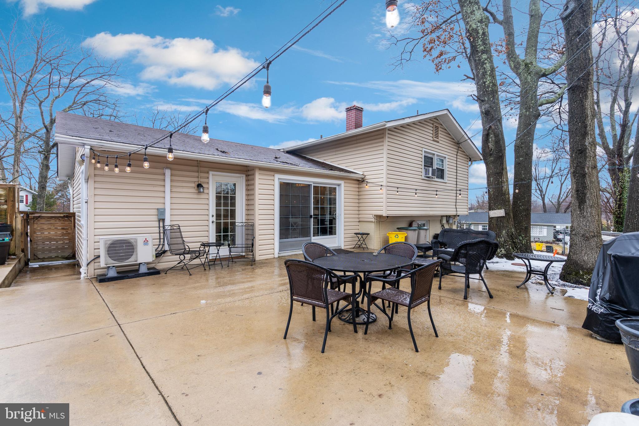 MAPLE RIDGE - Residential