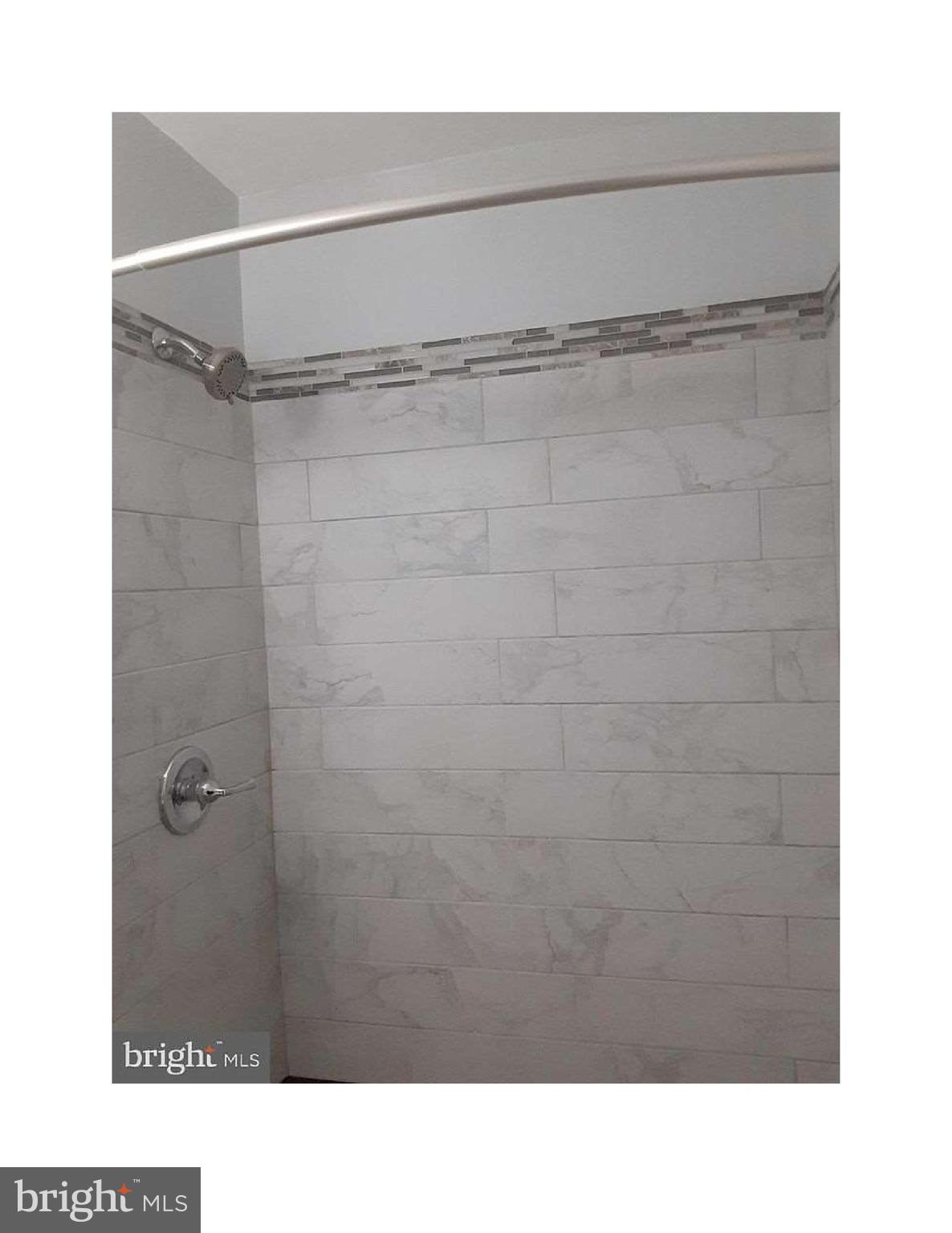 UNION SQUARE - Residential Lease