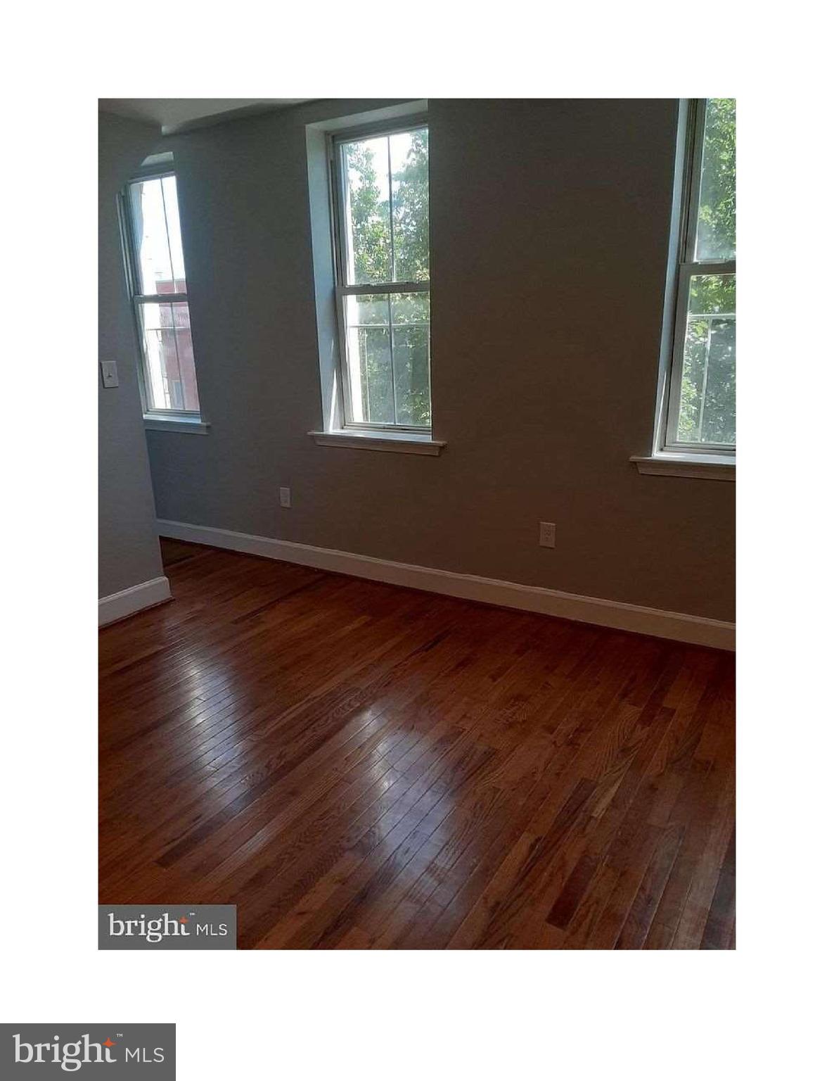 UNION SQUARE - Residential Lease