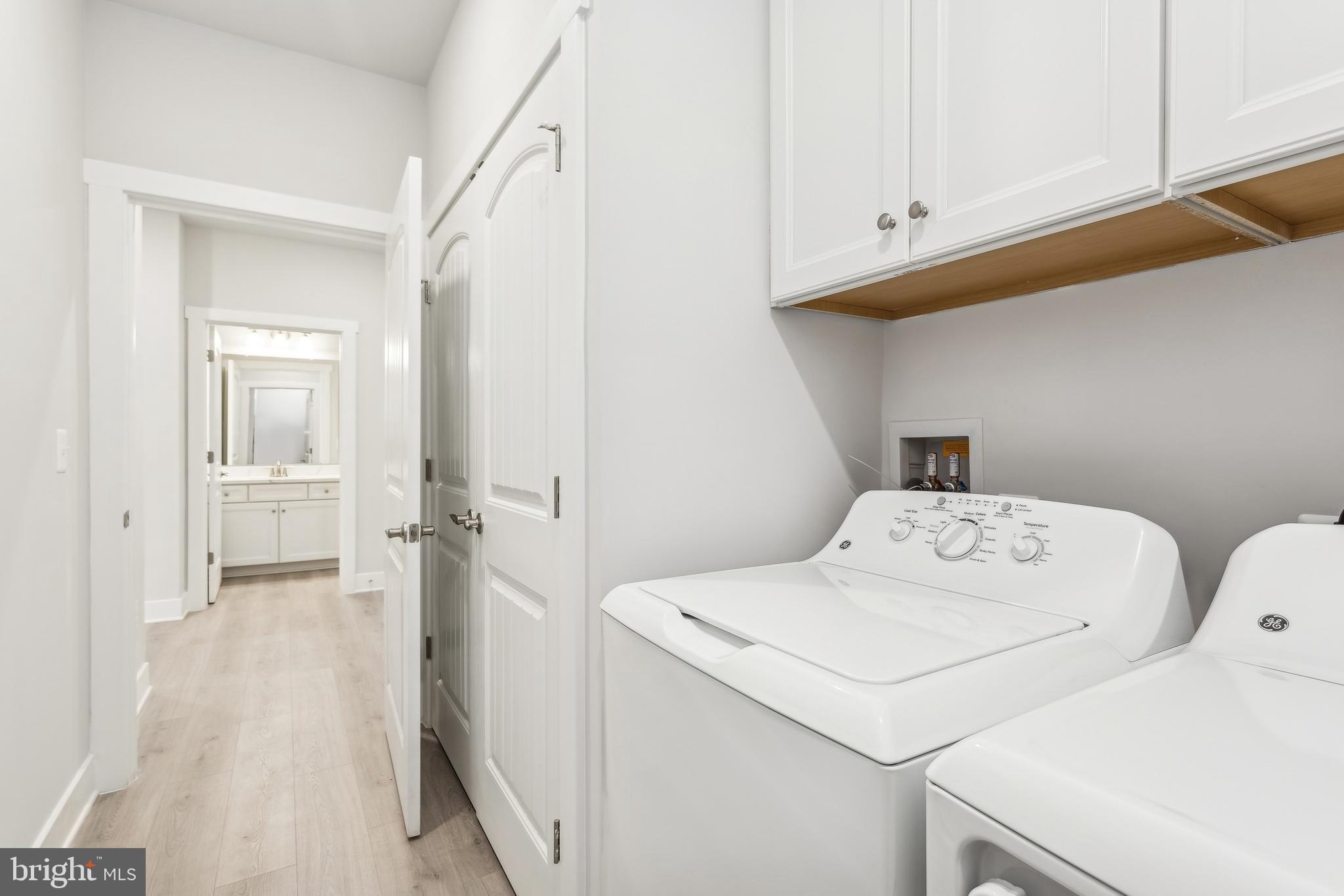 FOUR SEASONS AT KENT ISLAND - Residential