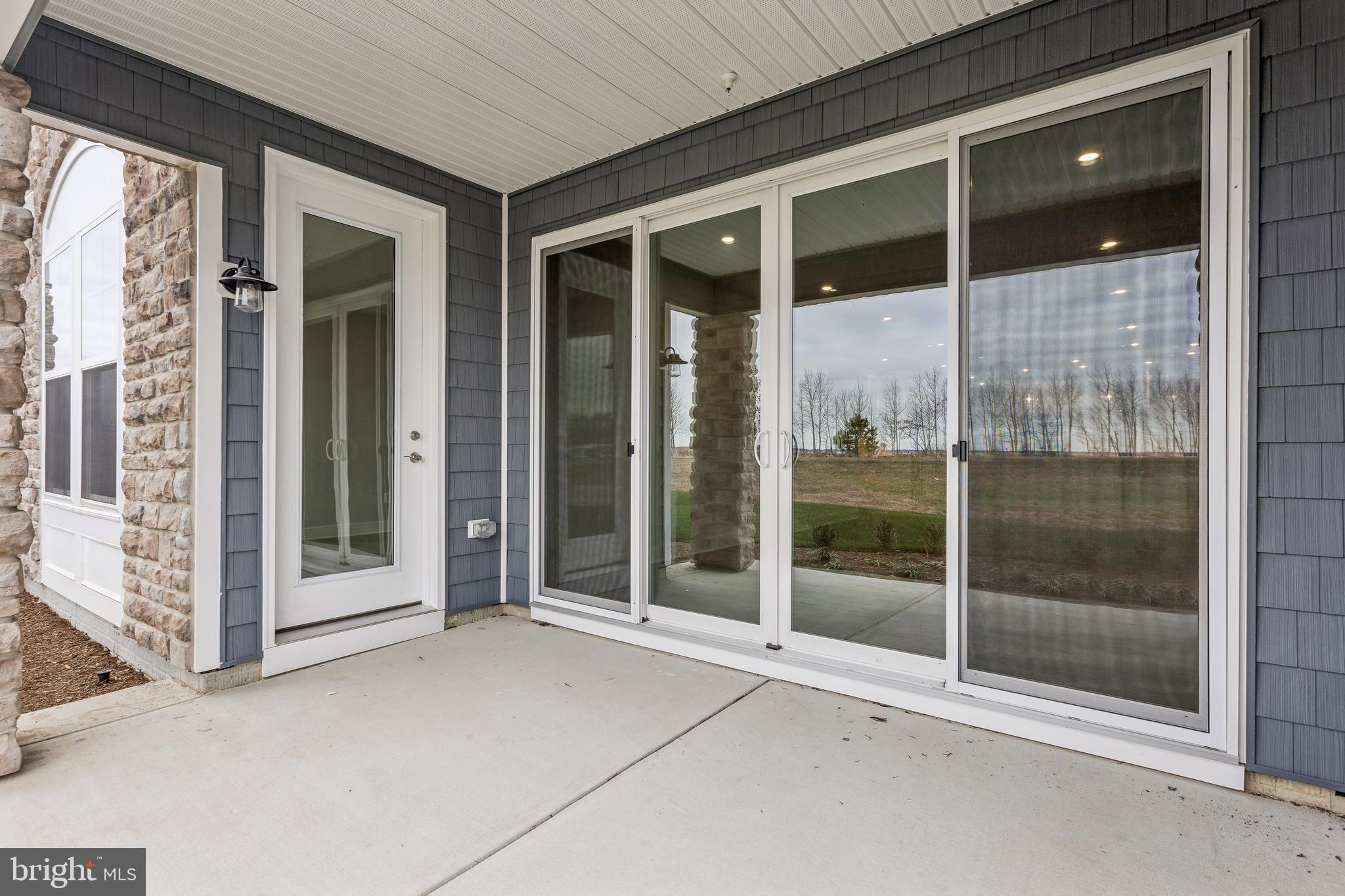 FOUR SEASONS AT KENT ISLAND - Residential