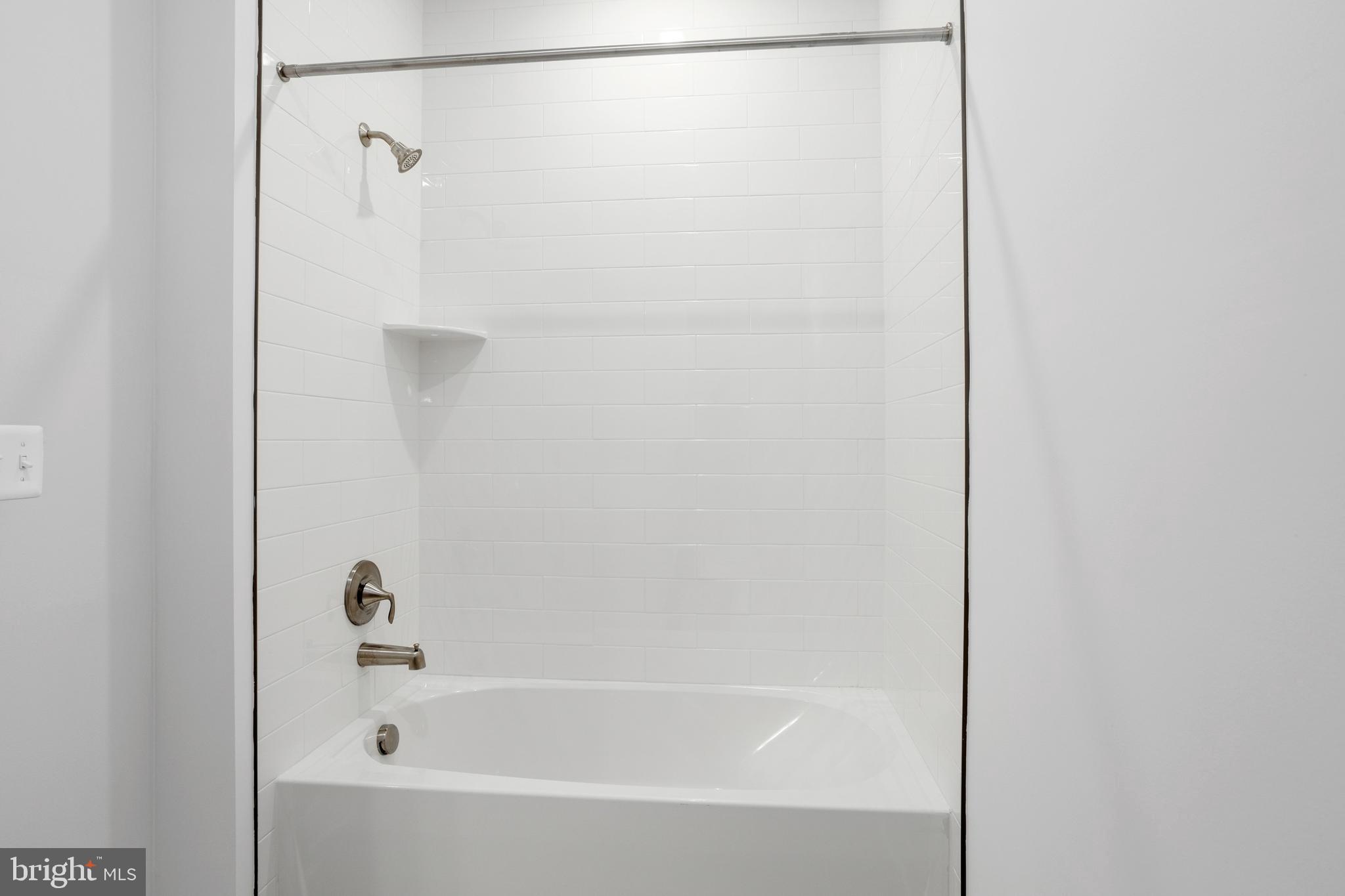 FOUR SEASONS AT KENT ISLAND - Residential