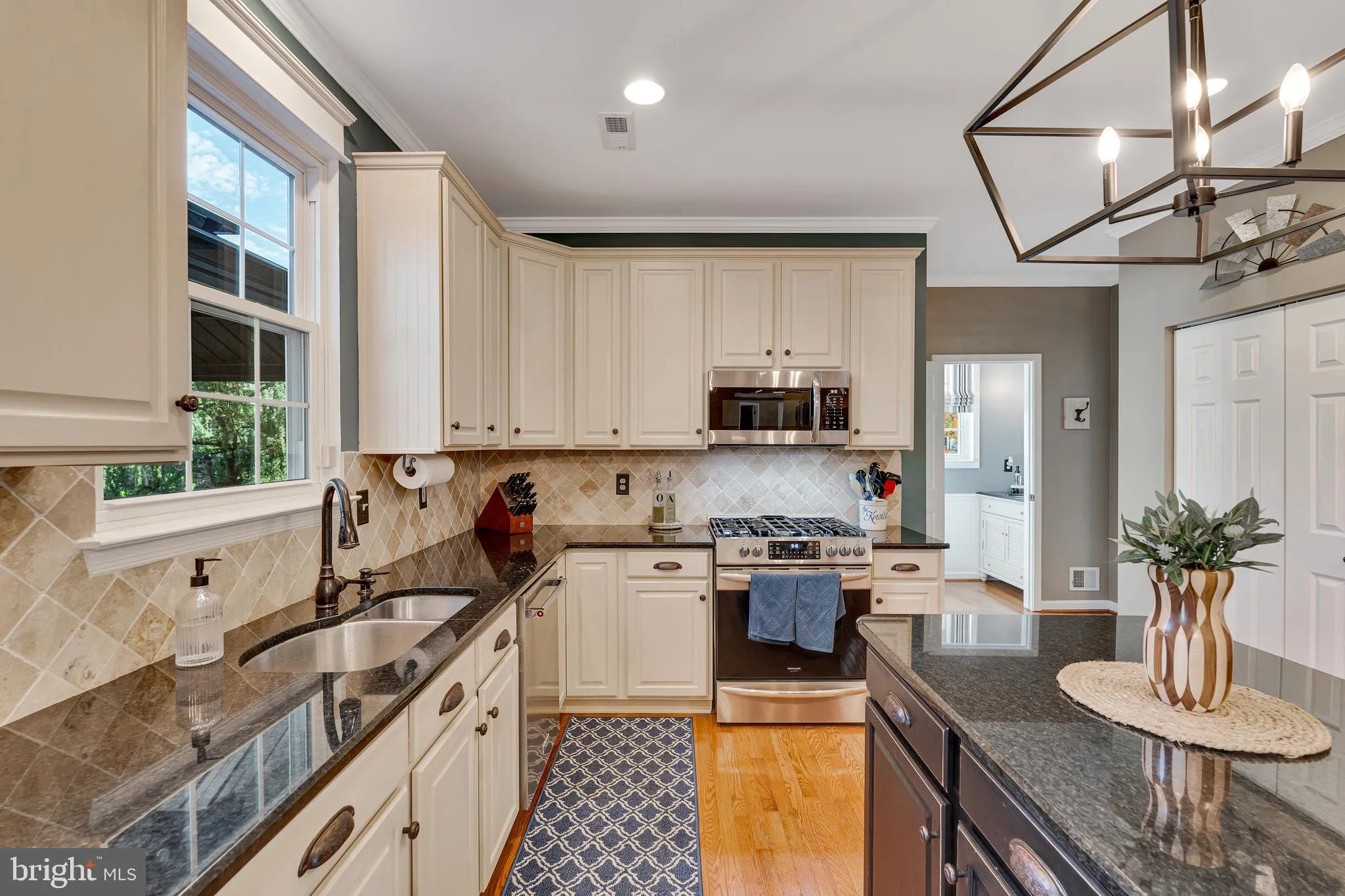 Schwenksville, Pennsylvania 19473, United States, 4 Bedrooms Bedrooms, ,3 BathroomsBathrooms,Residential,Active,244737