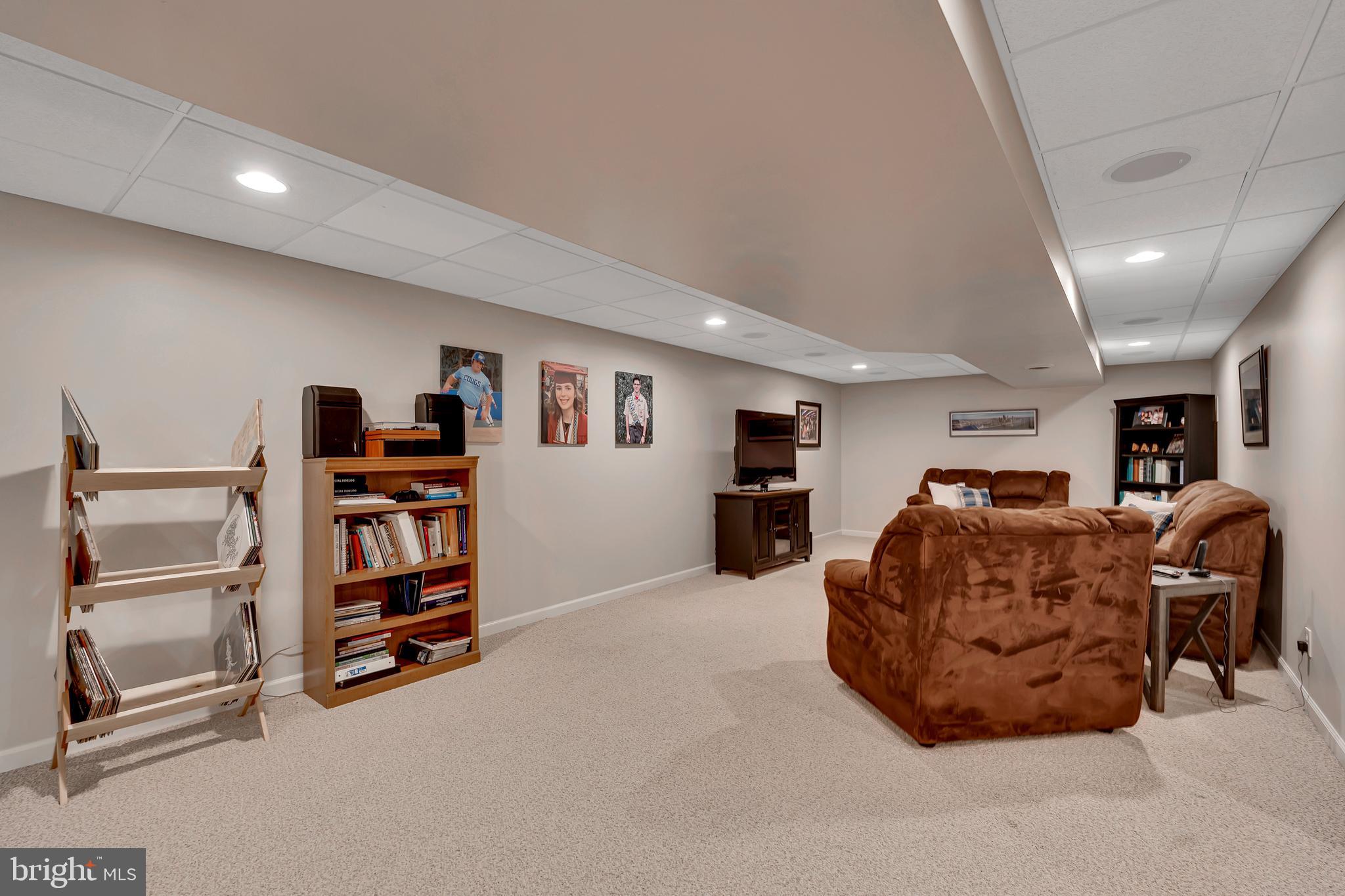 FAIRCREST ESTATES - Residential