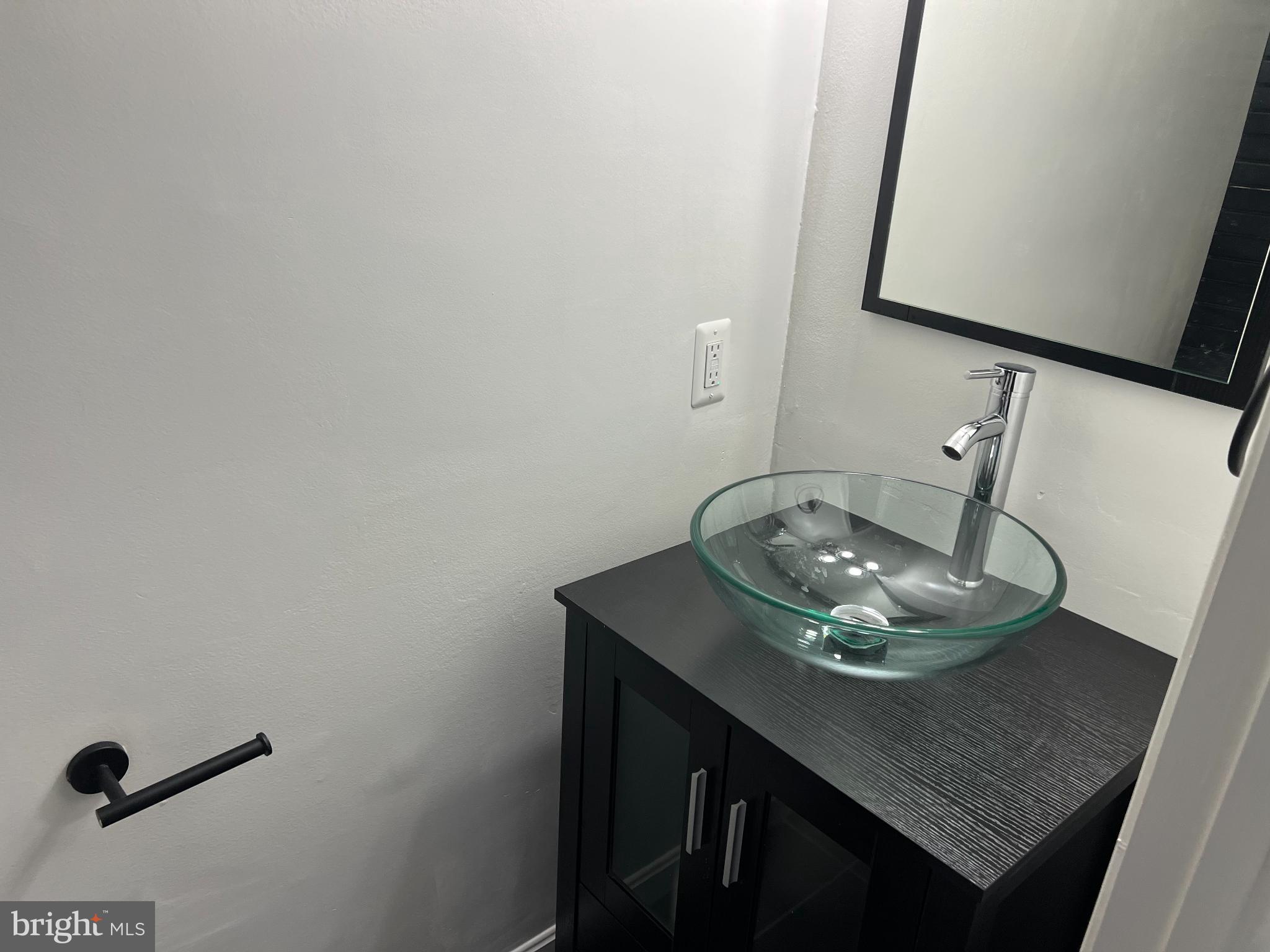 DALE CITY - Residential Lease