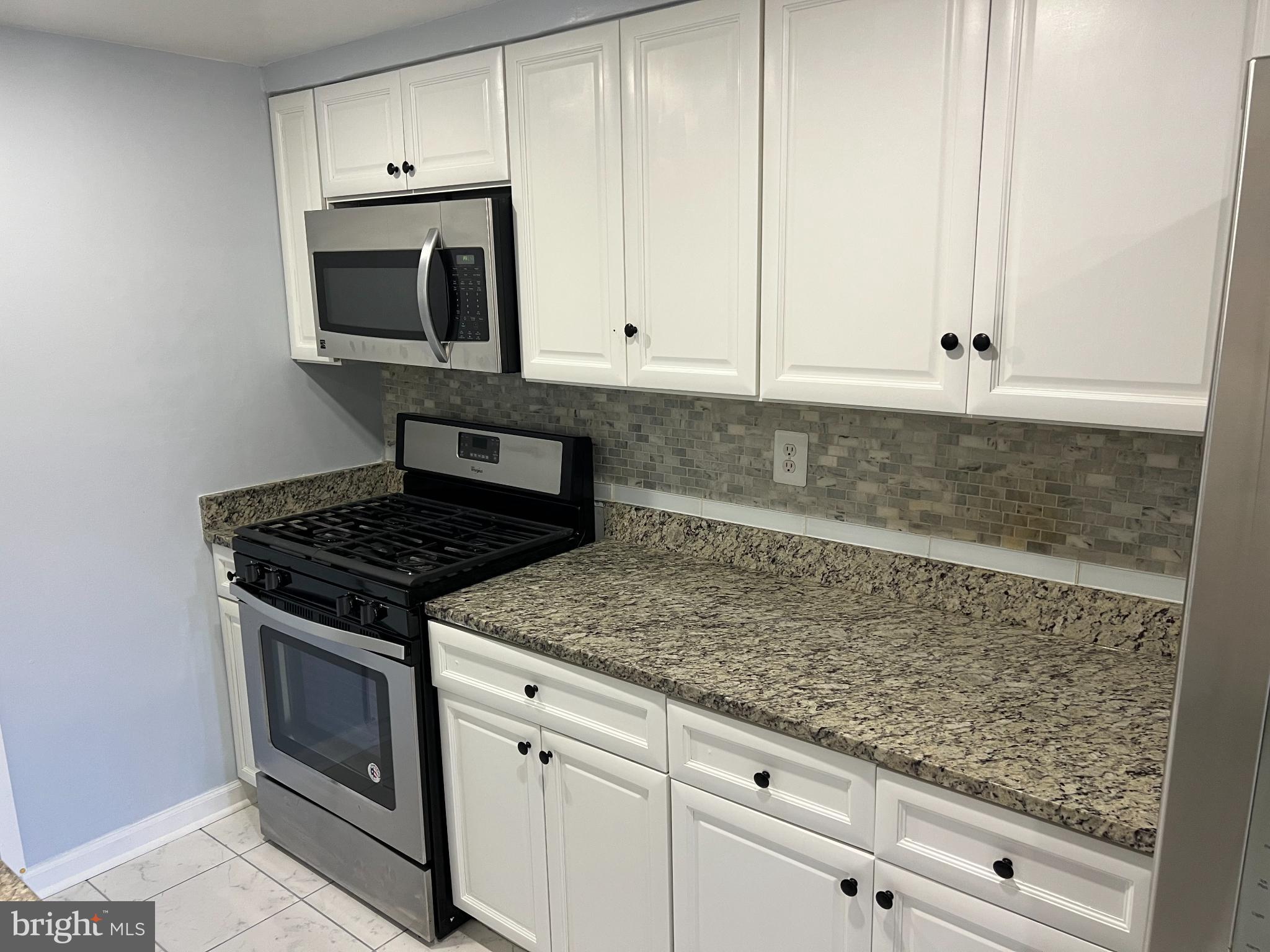 DALE CITY - Residential Lease