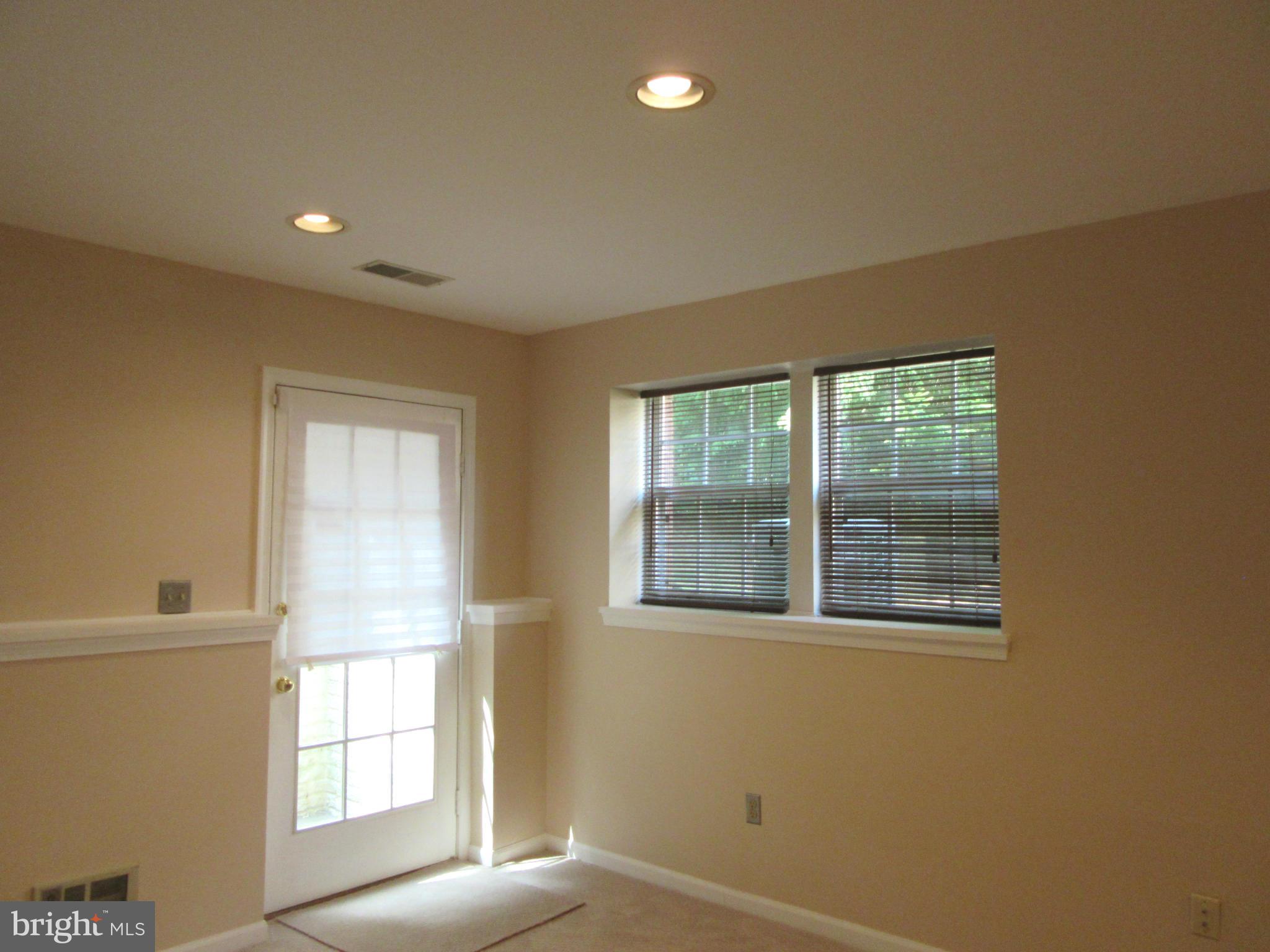 BALDWIN GROVE - Residential Lease