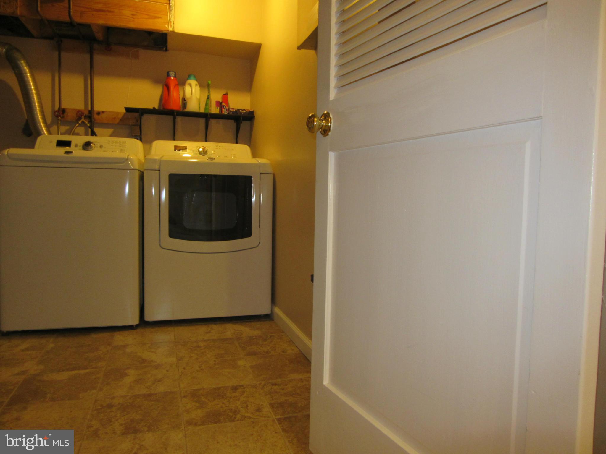 BALDWIN GROVE - Residential Lease