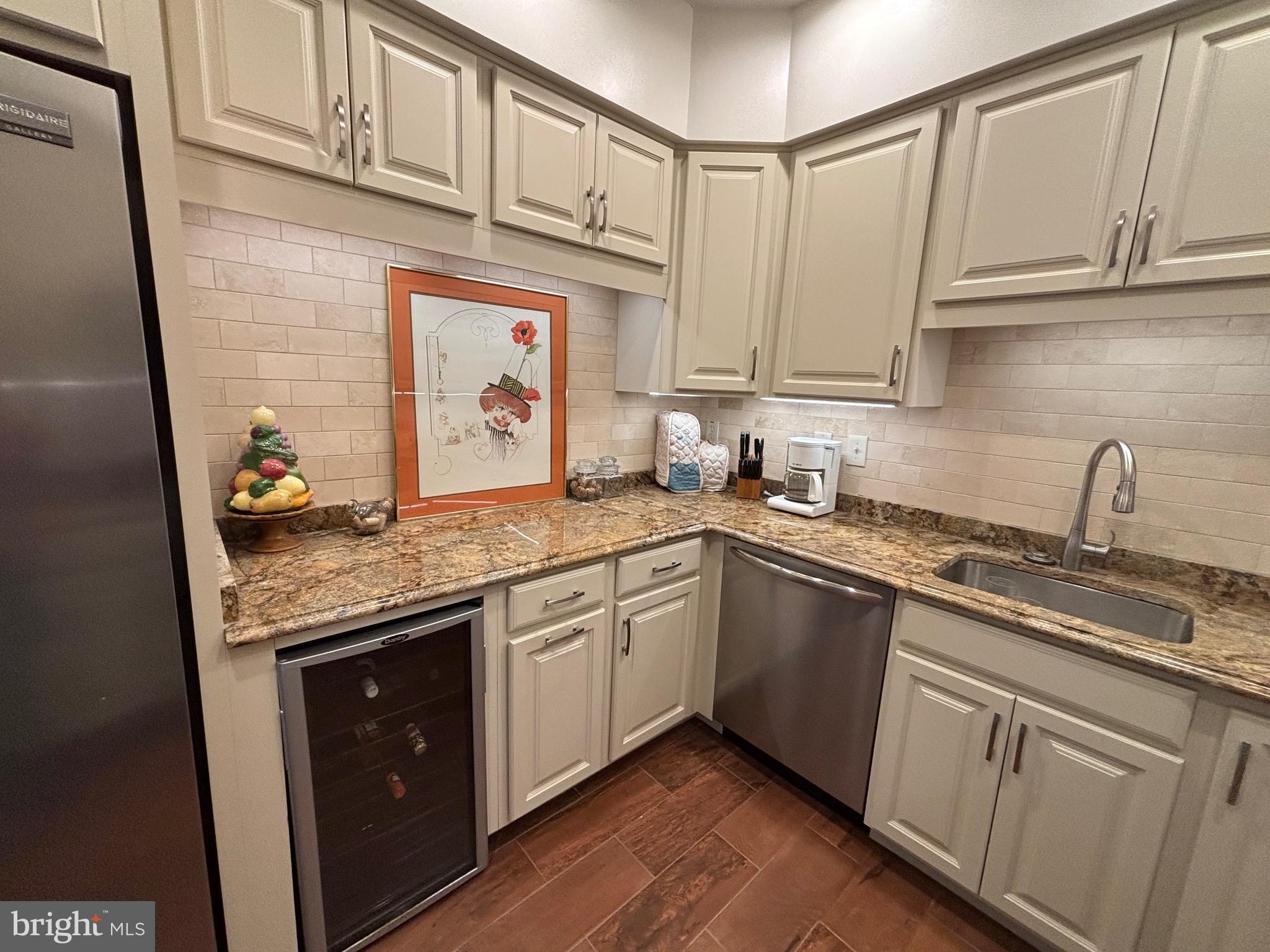 1805 S CRYSTAL DRIVE S 1109S