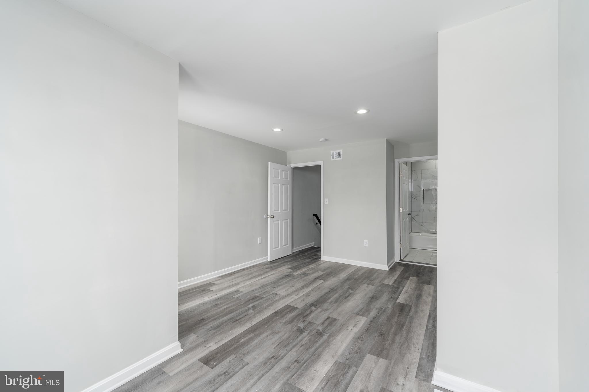 BROADWAY EAST - Residential