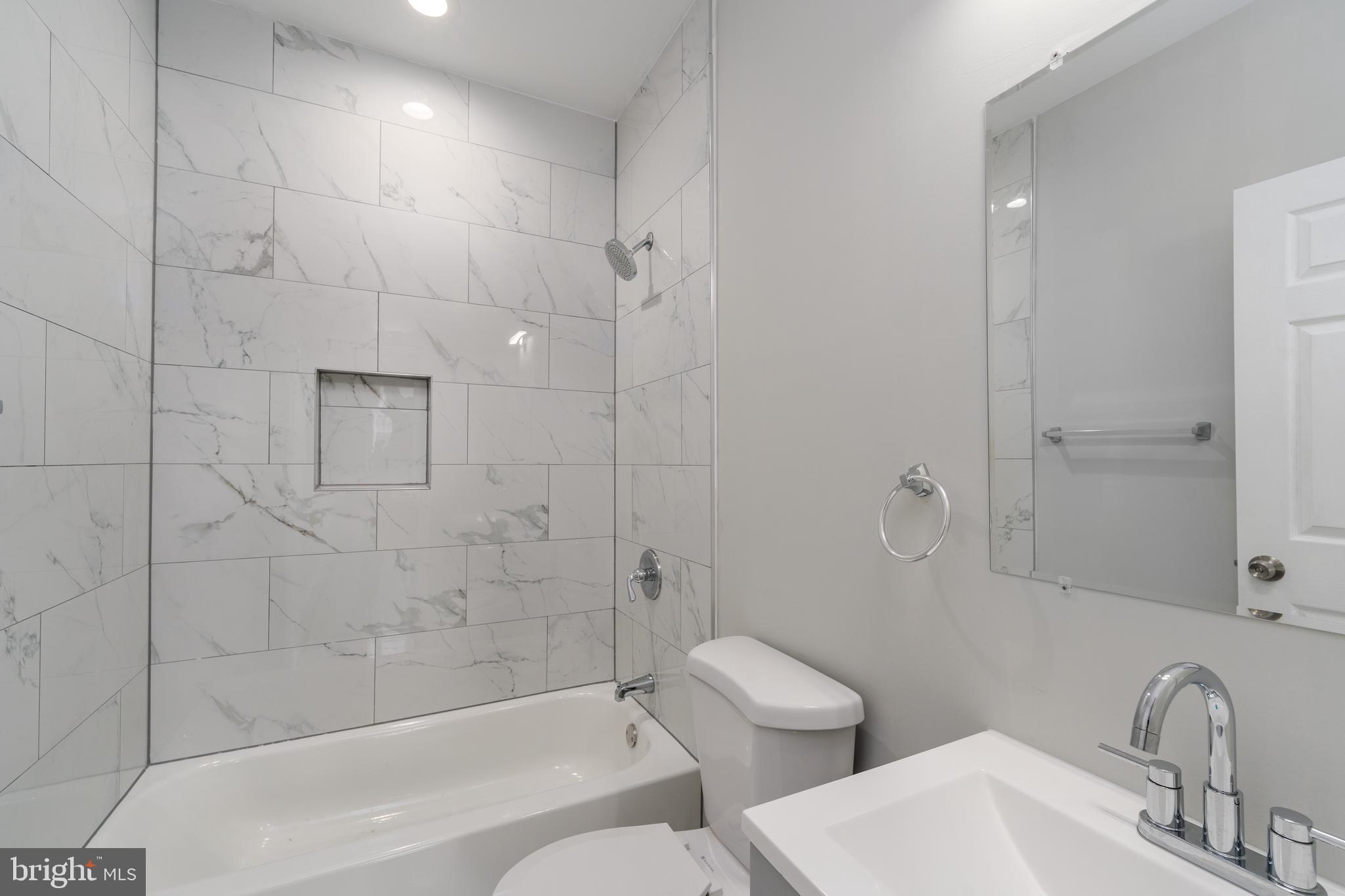 BROADWAY EAST - Residential