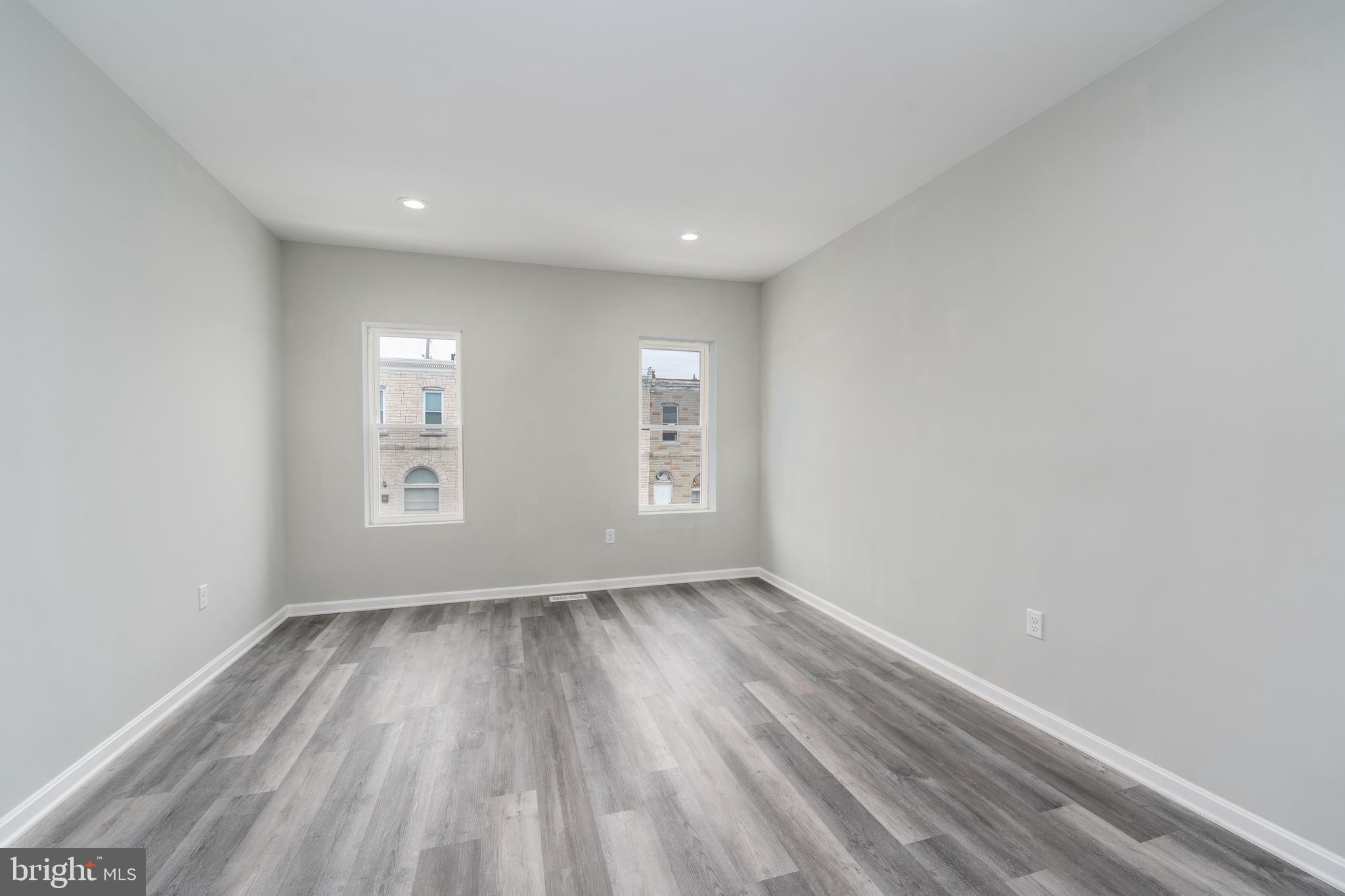 BROADWAY EAST - Residential