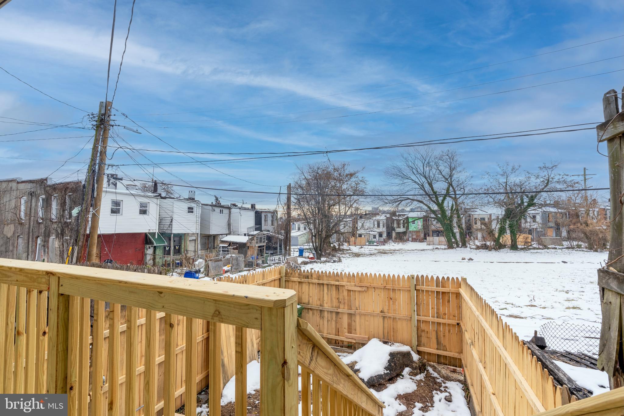 BROADWAY EAST - Residential