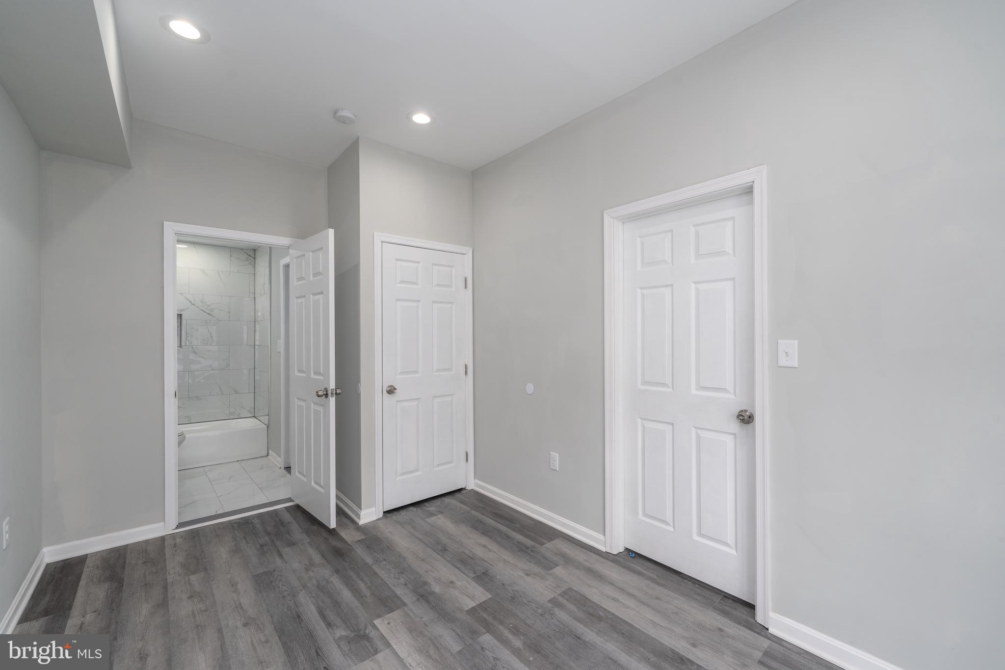 BROADWAY EAST - Residential