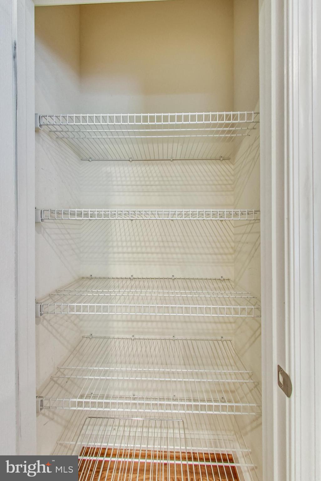 ROCK CREEK WOODS - Residential Lease