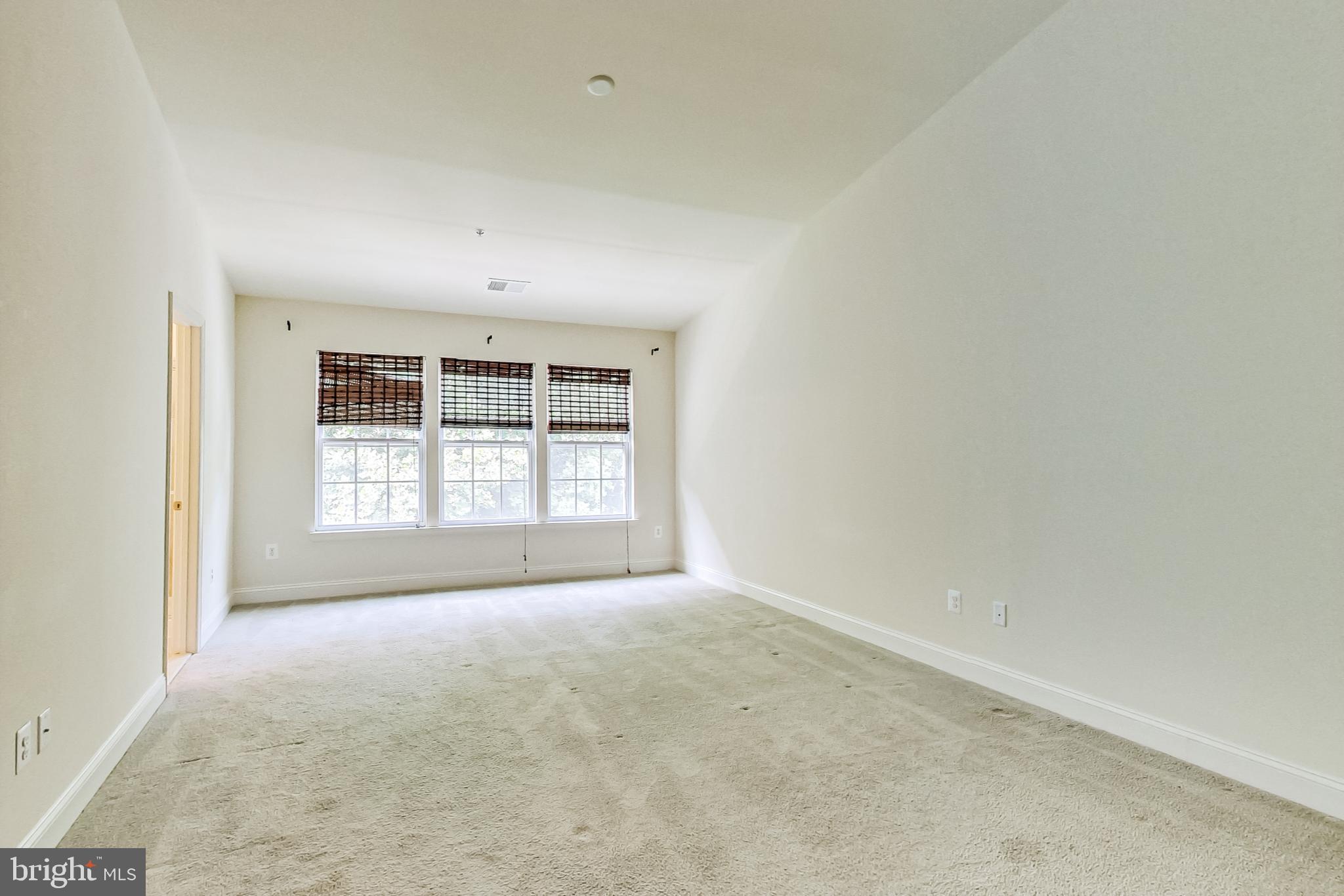 ROCK CREEK WOODS - Residential Lease