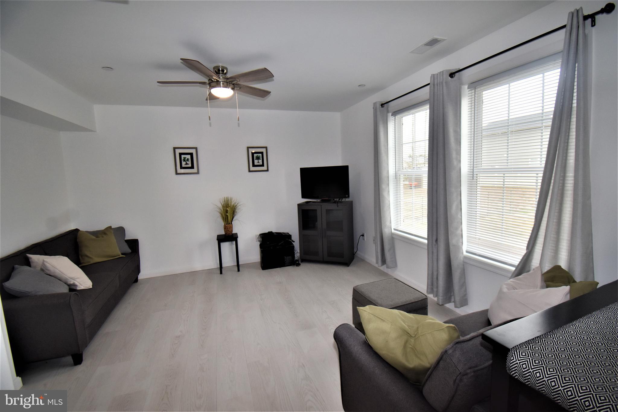 KENT ISLAND ESTATES - Residential