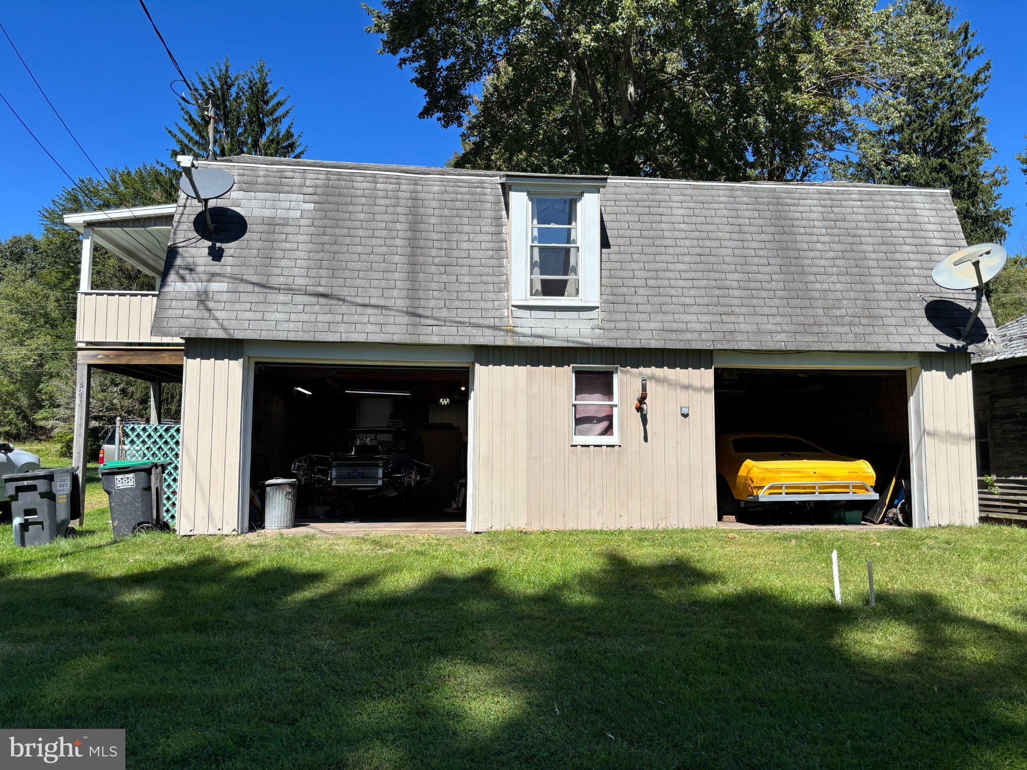 621 HEMLOCK STREET