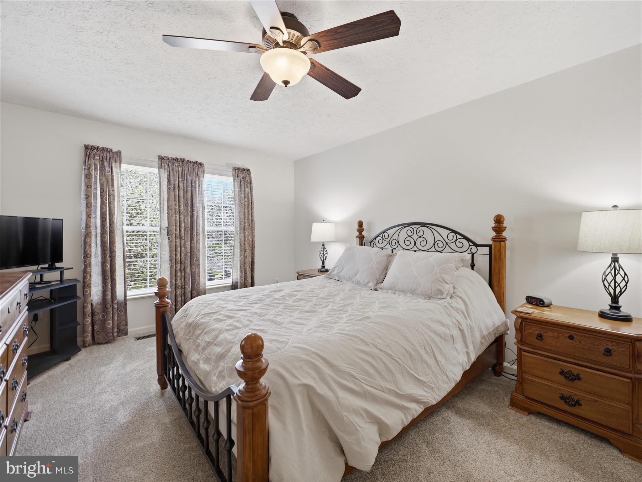 CRESTVIEW - Residential