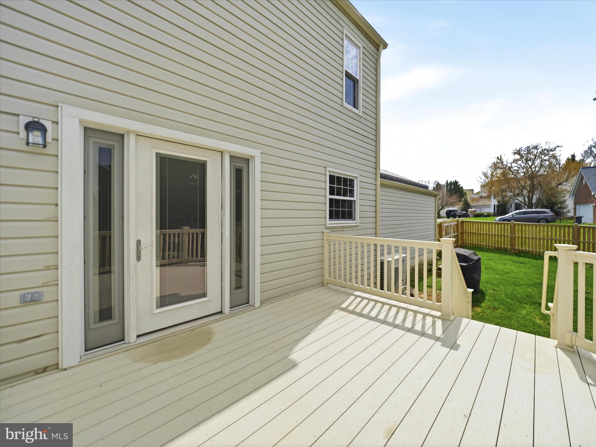 CRESTVIEW - Residential