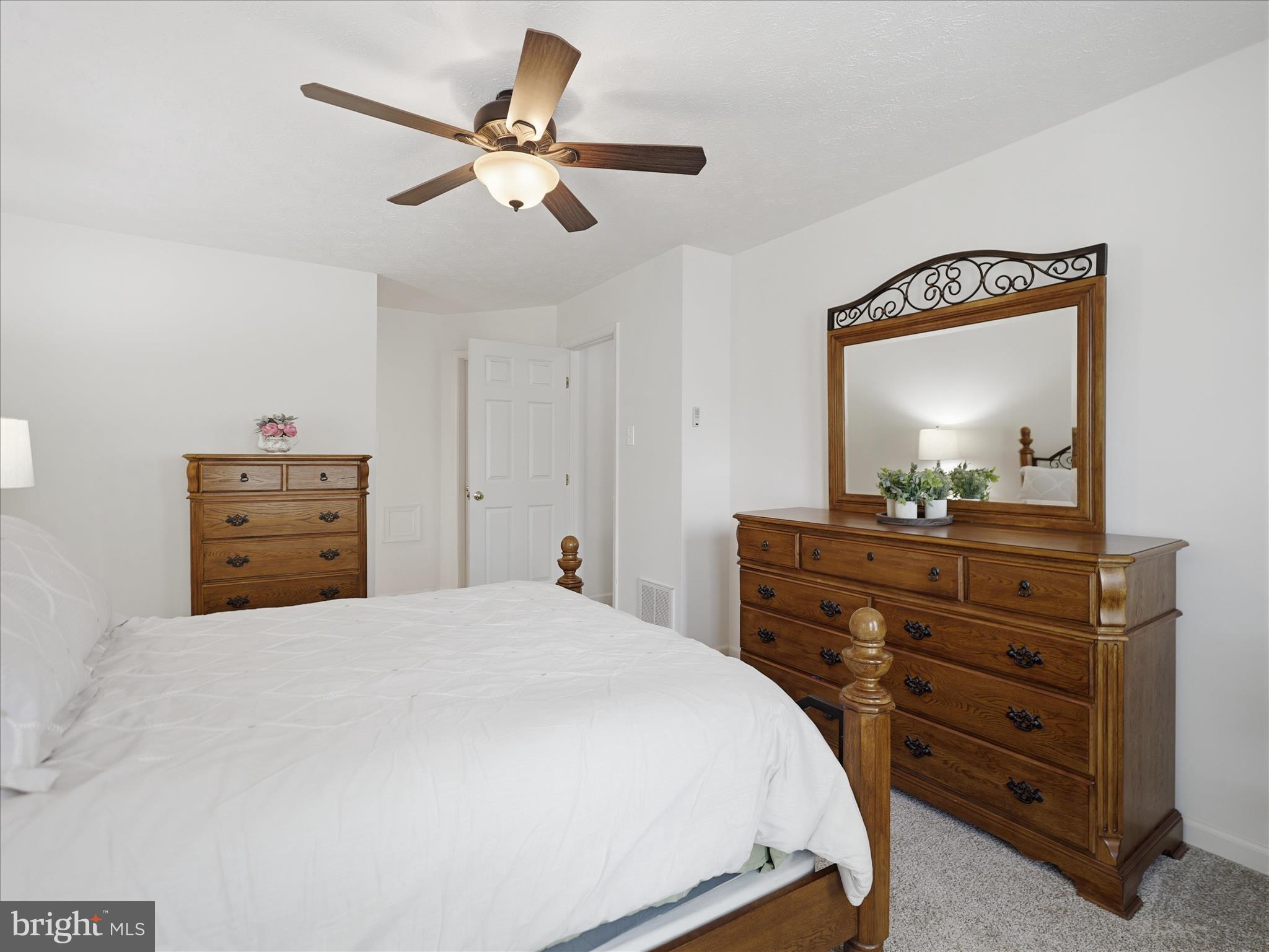 CRESTVIEW - Residential