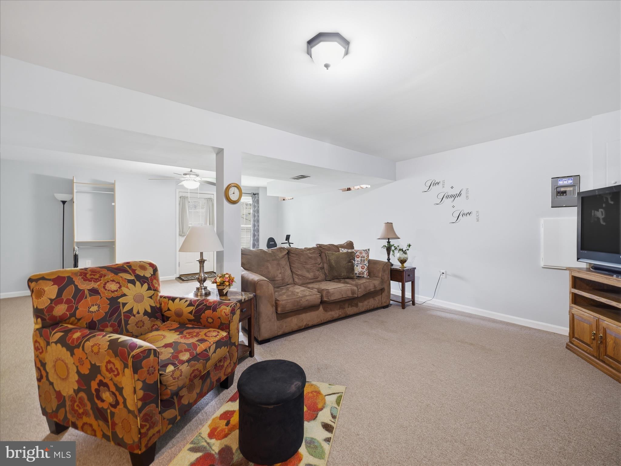 CRESTVIEW - Residential