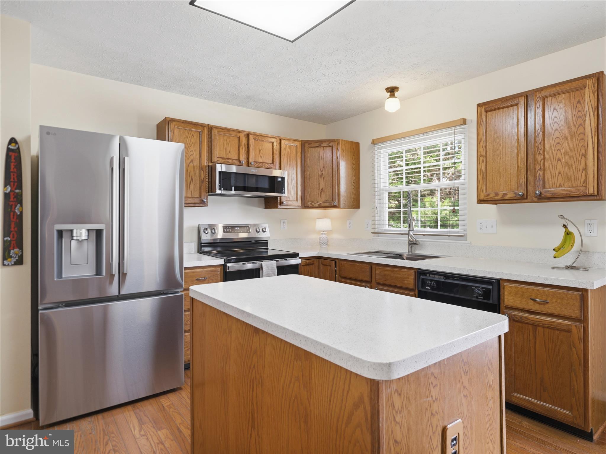 CRESTVIEW - Residential