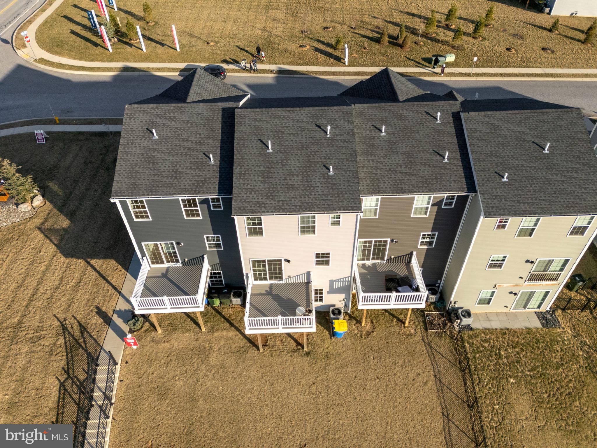 YORK TWP - Residential