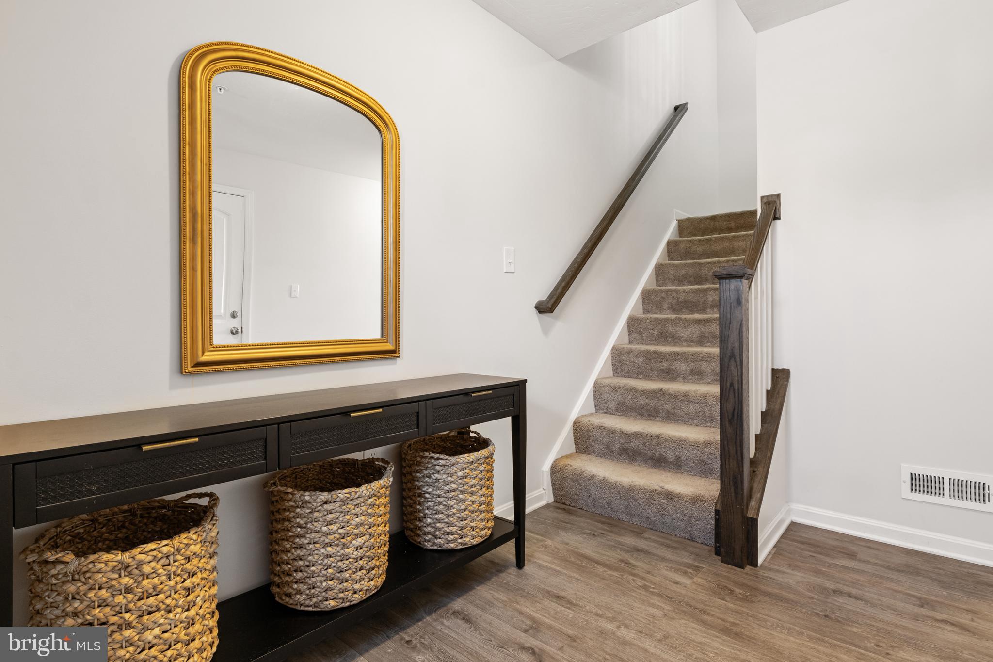 YORK TWP - Residential