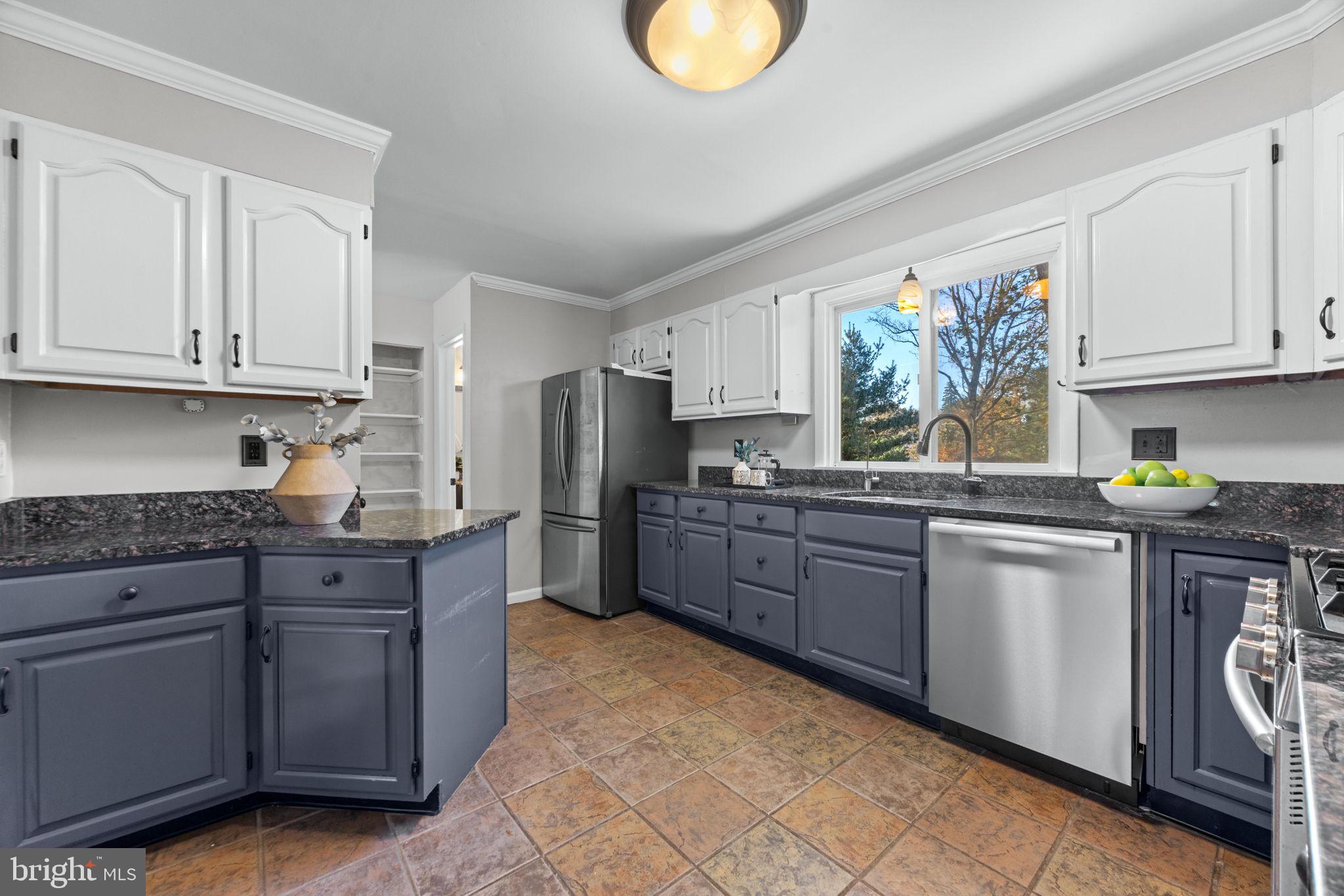 ALLVIEW ESTATES - Residential