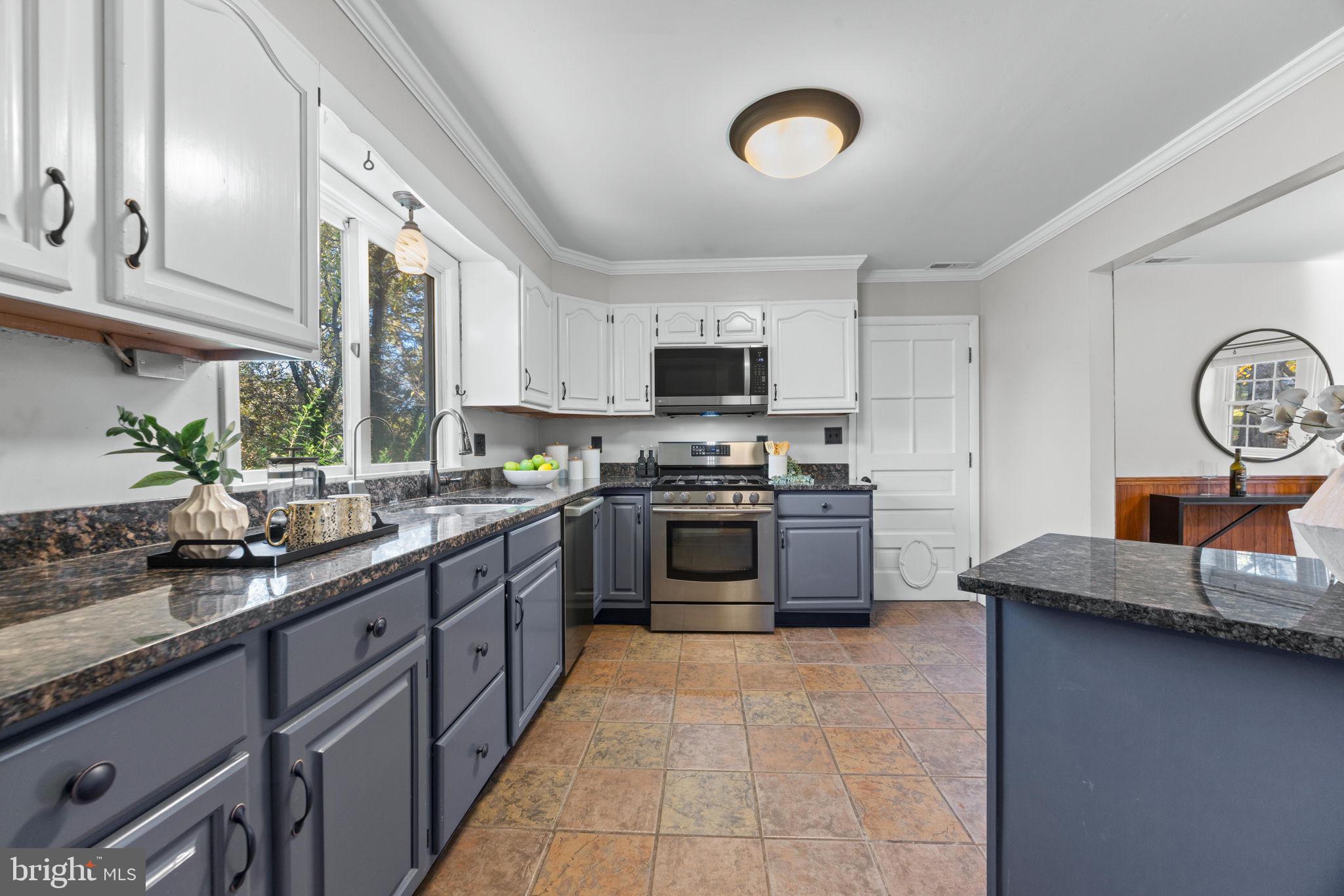 ALLVIEW ESTATES - Residential