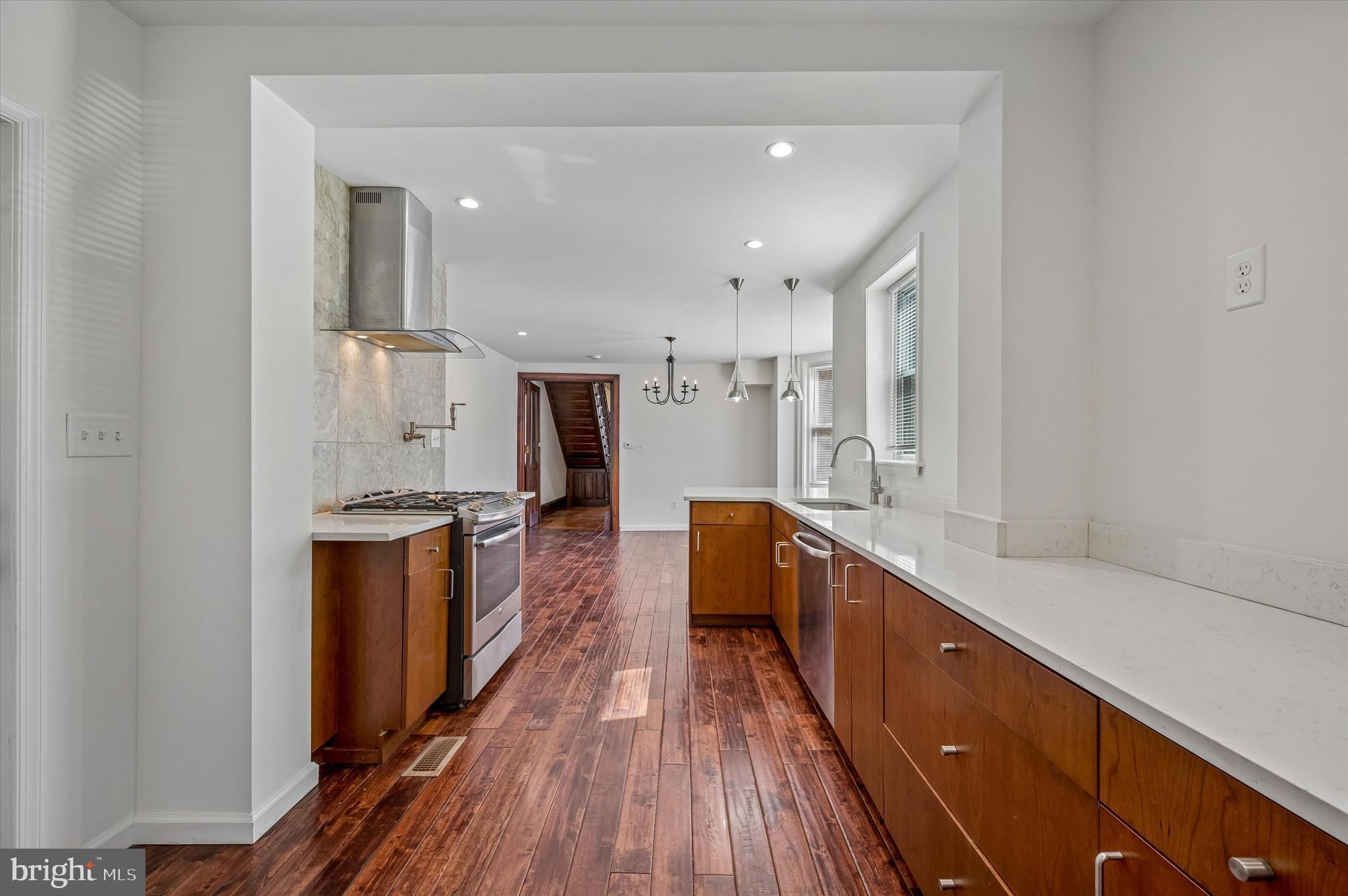 BELMONT - Residential