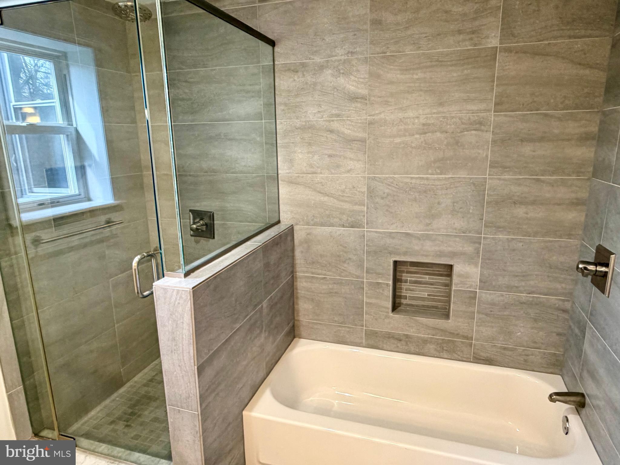 BELMONT - Residential