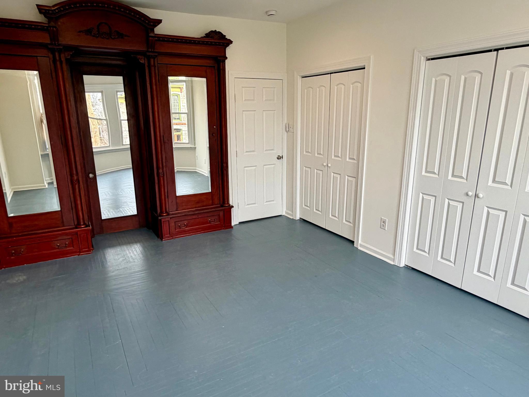 BELMONT - Residential