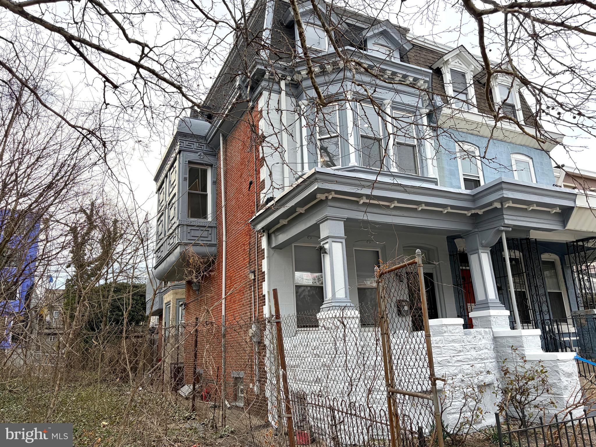 BELMONT - Residential