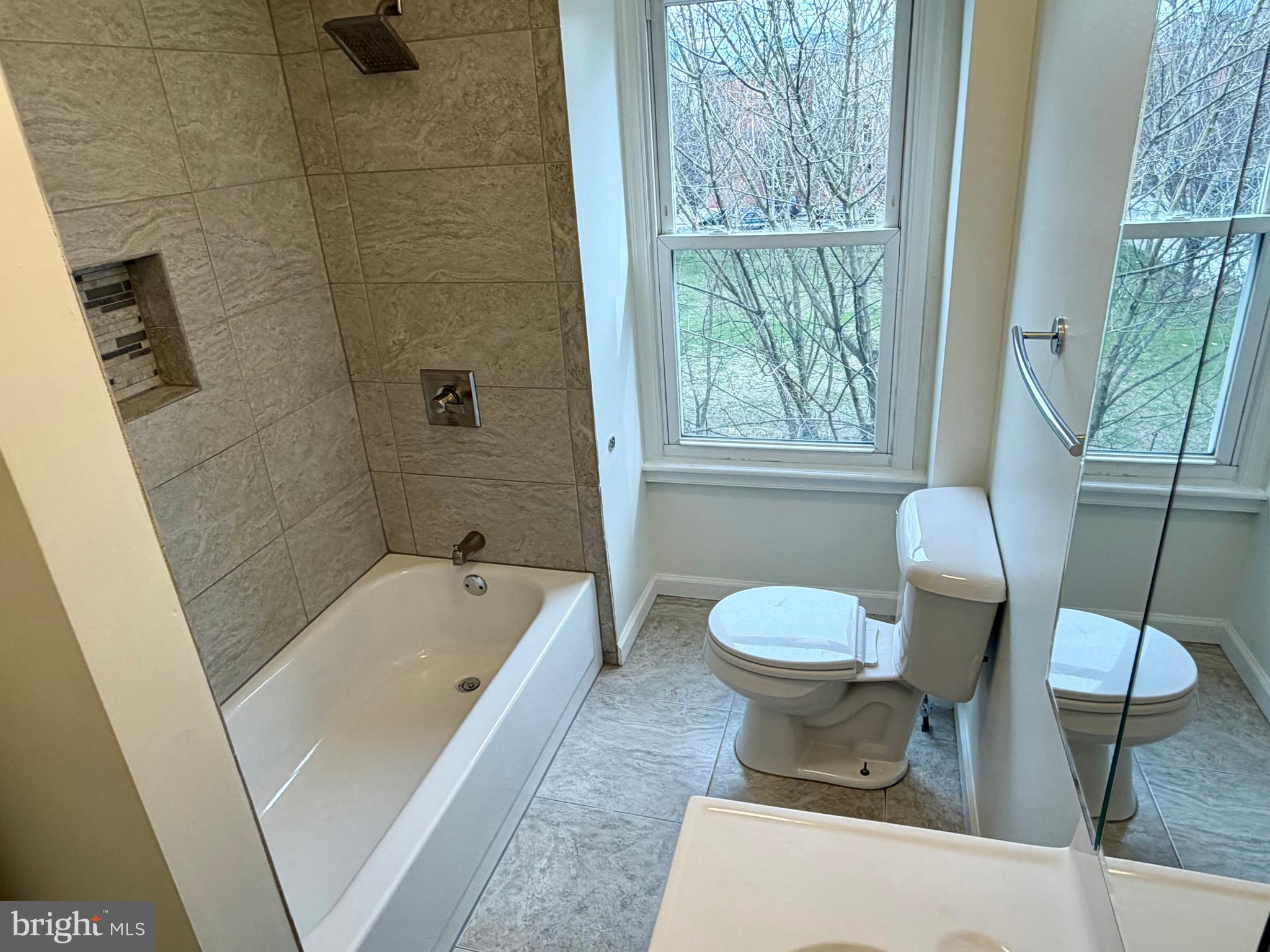 BELMONT - Residential