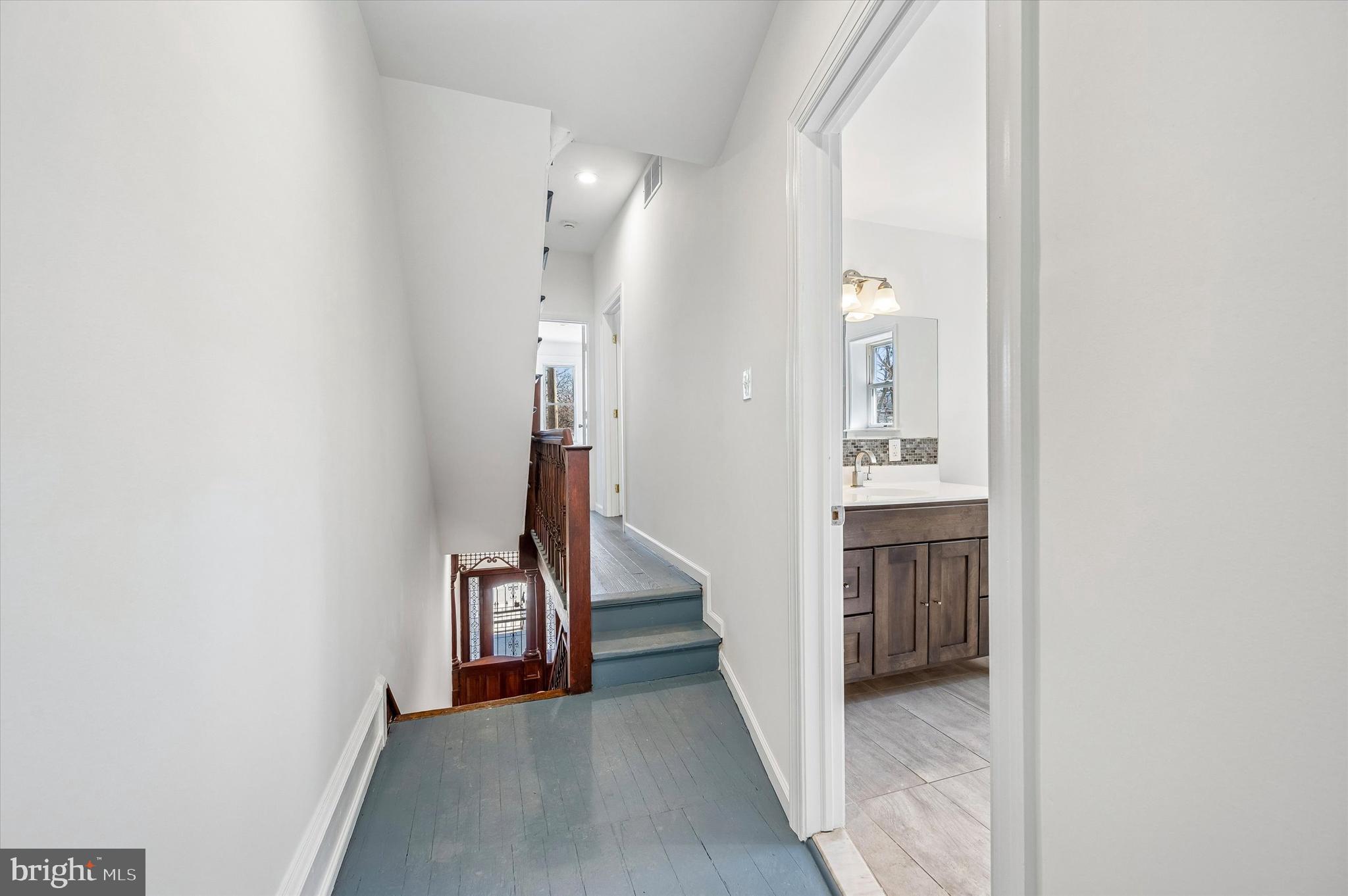 BELMONT - Residential