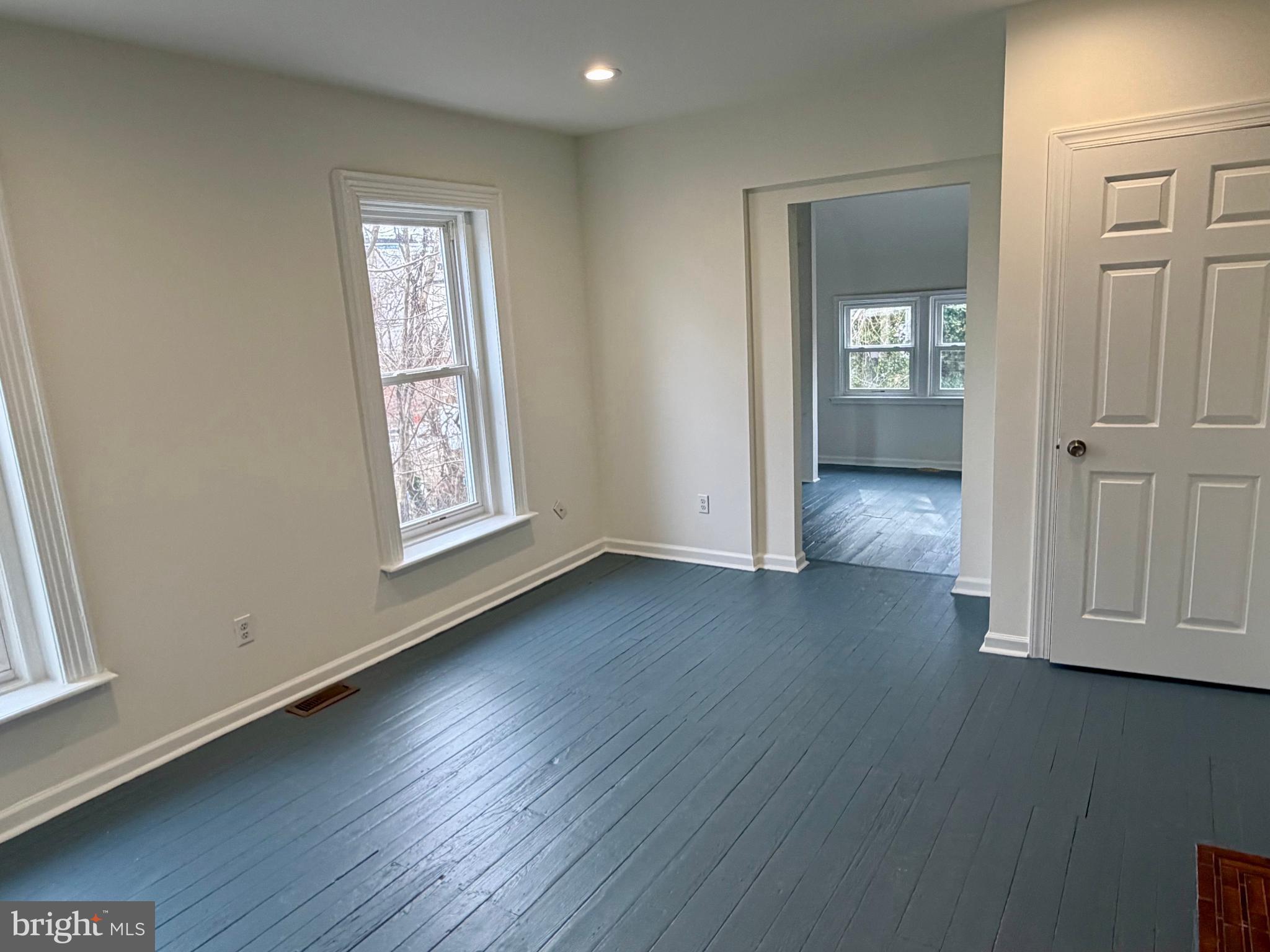 BELMONT - Residential