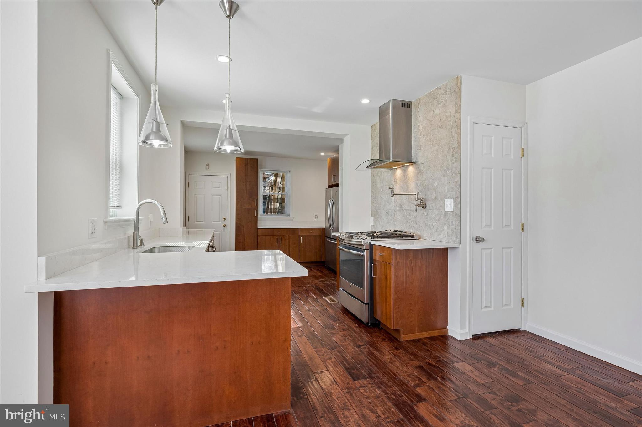 BELMONT - Residential